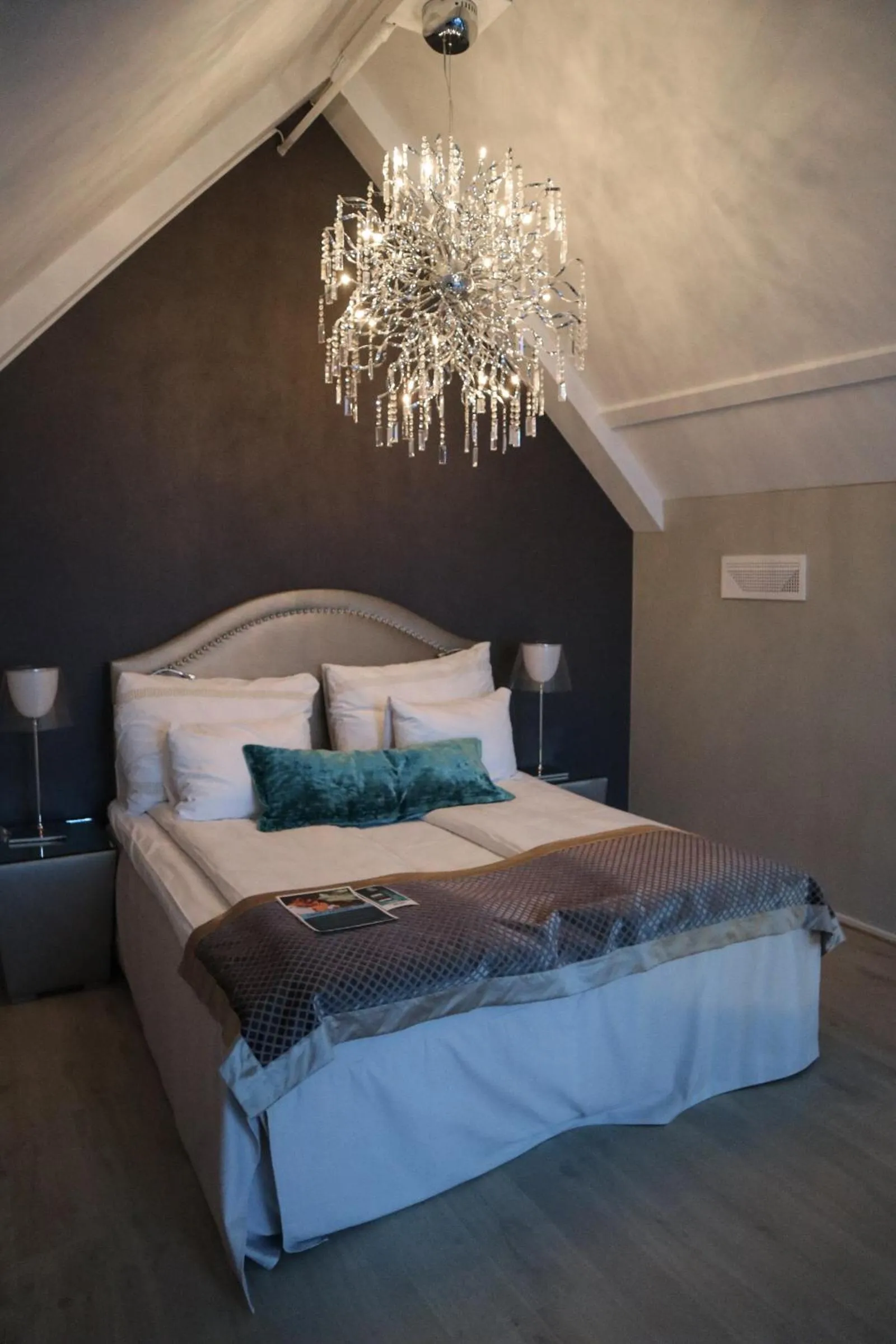 Bedroom, Bed in Home Hotel Skagen Brygge