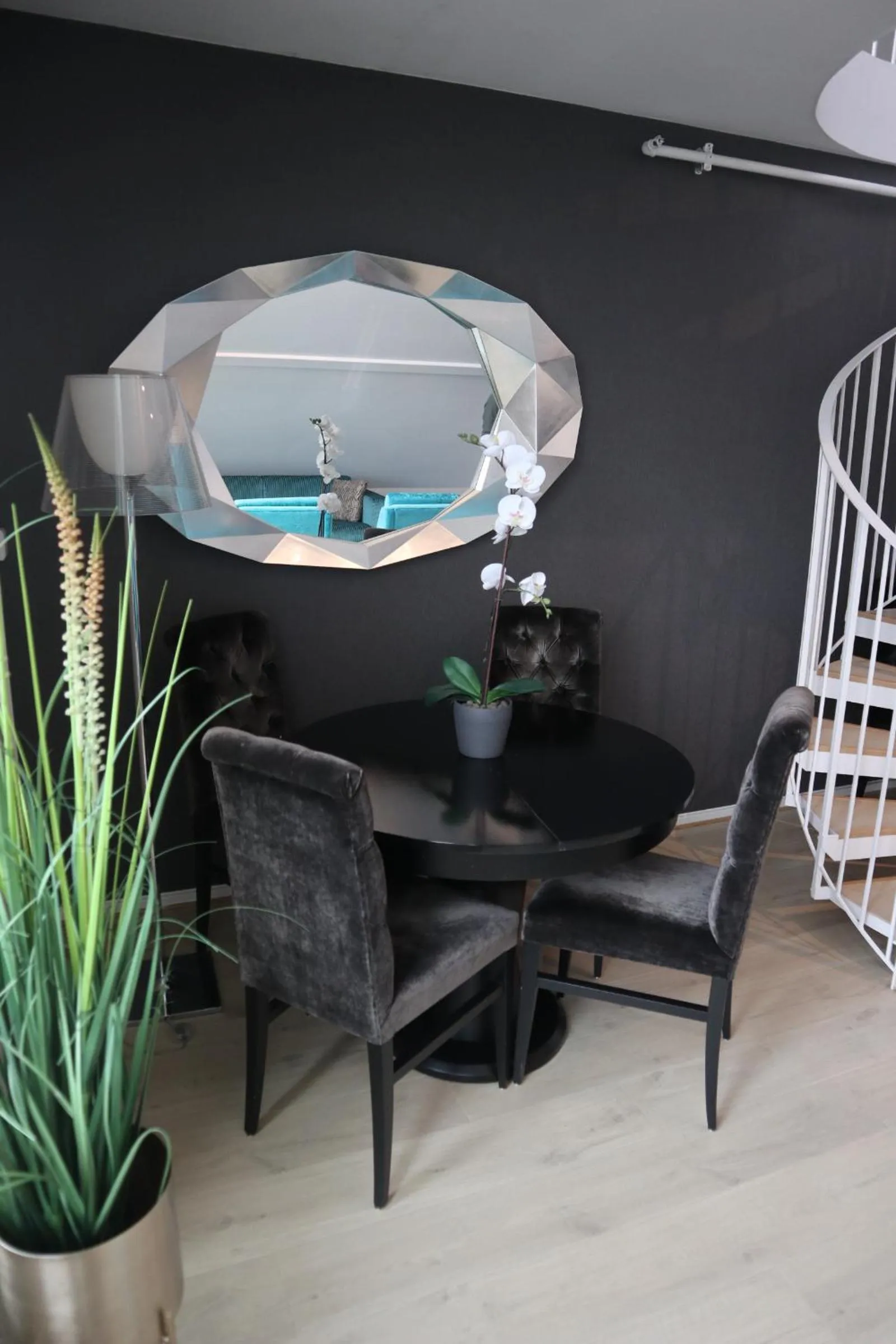 Seating area in Home Hotel Skagen Brygge