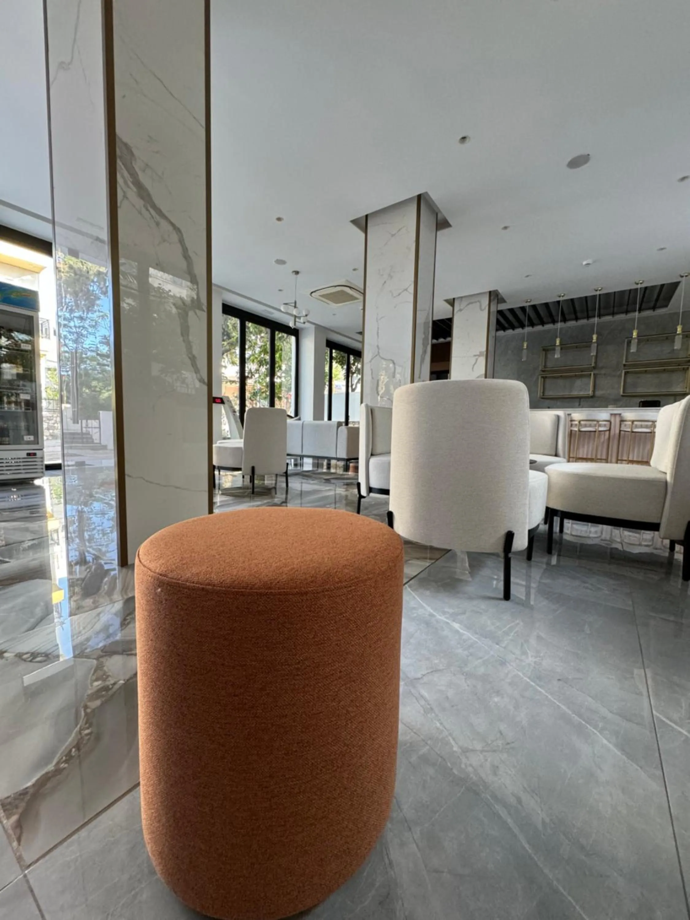 Living room in Catherine Hotel