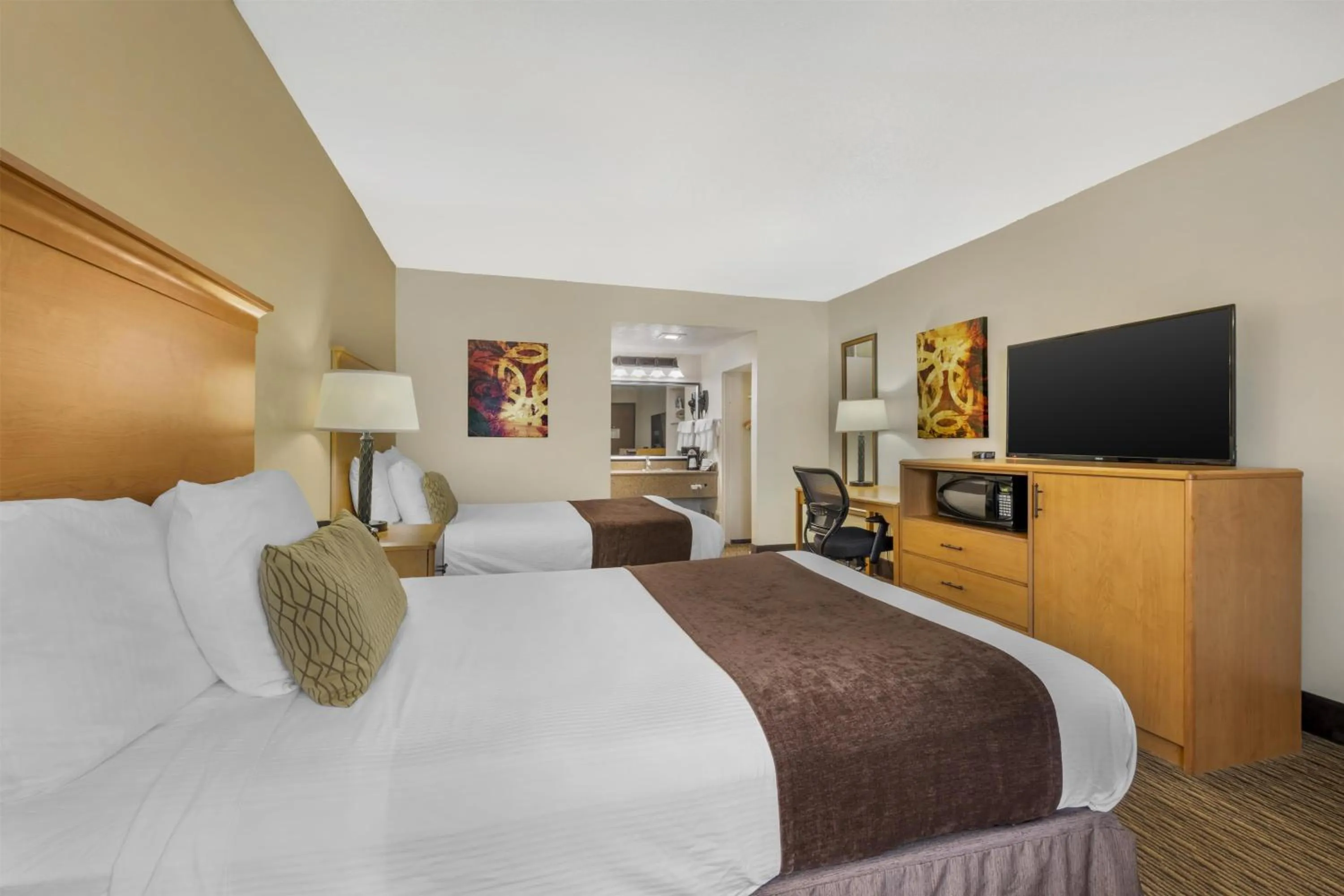 Bedroom, Bed in Best Western Winchester Hotel