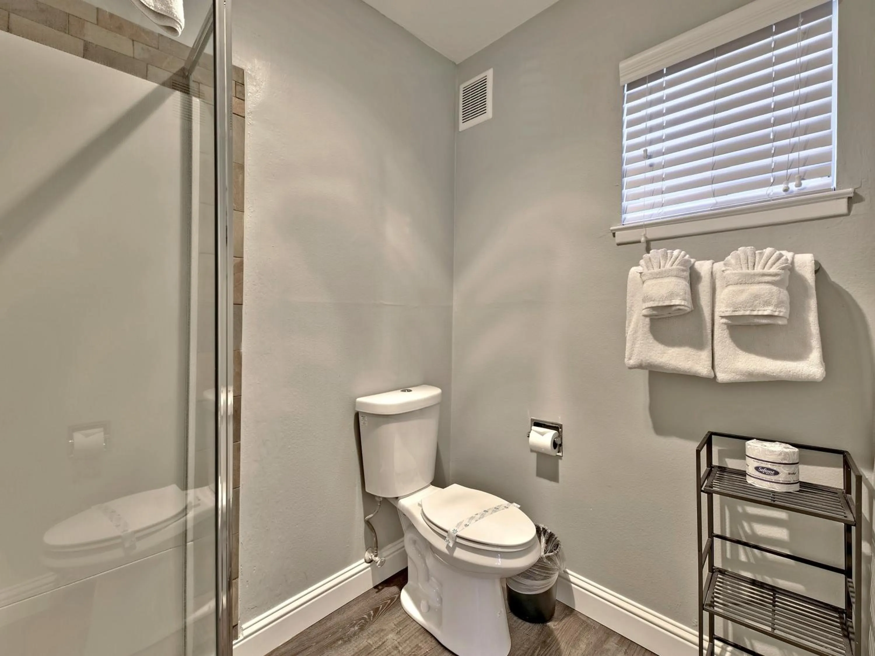 Bathroom in Heavenly Inn Lake Tahoe