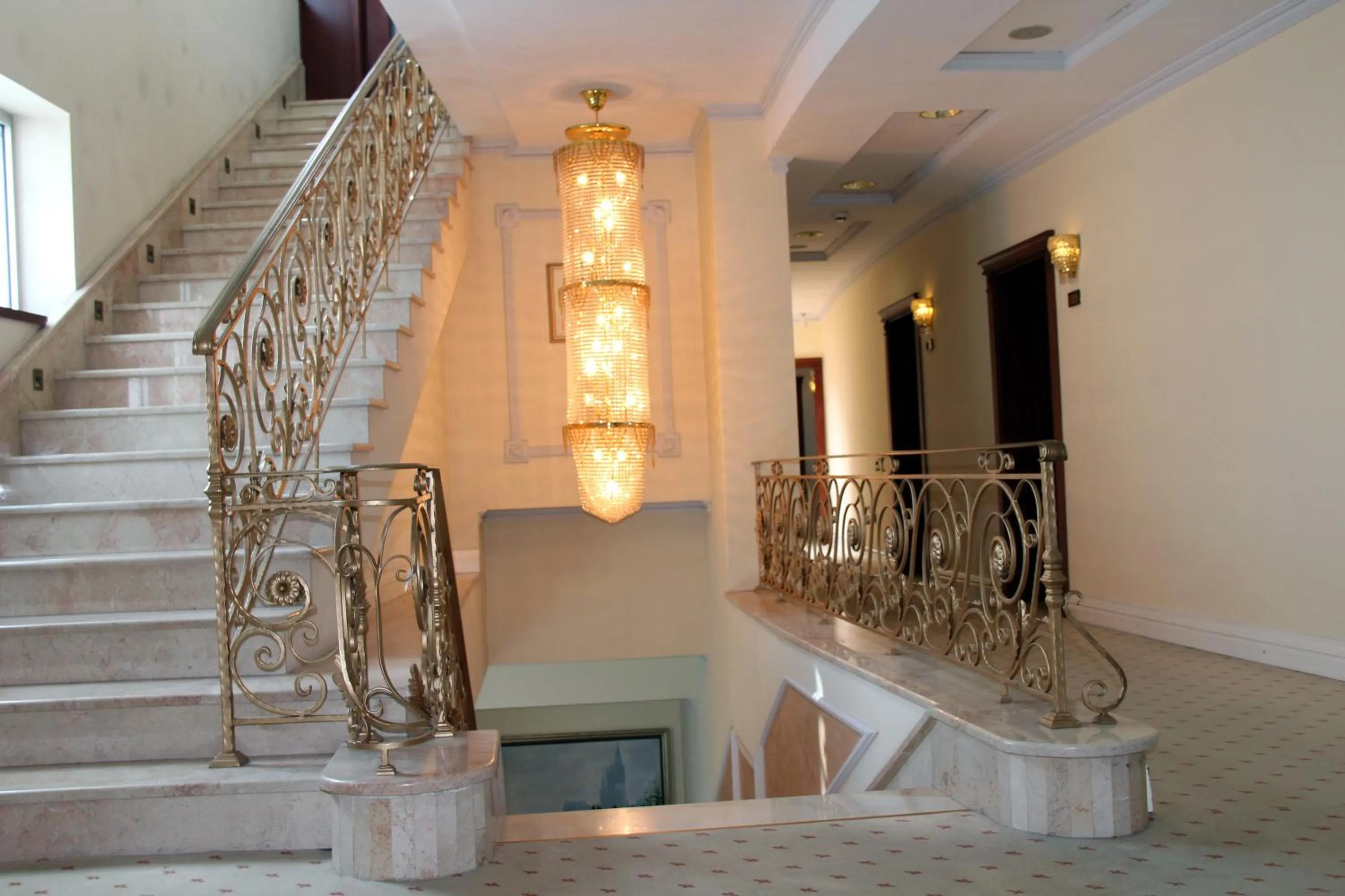 Lobby or reception in Stone Bridge Hotel