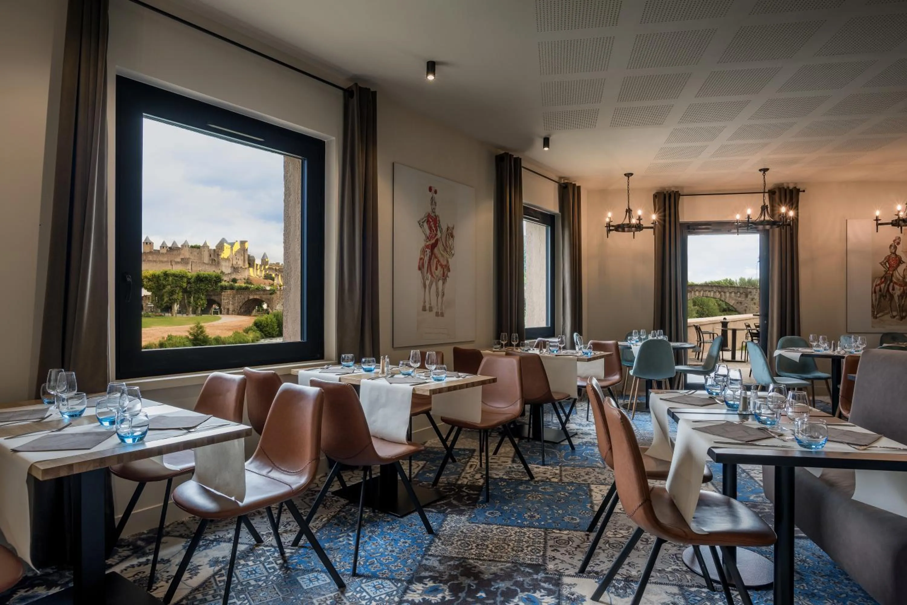Restaurant/places to eat in SOWELL HOTELS Les Chevaliers