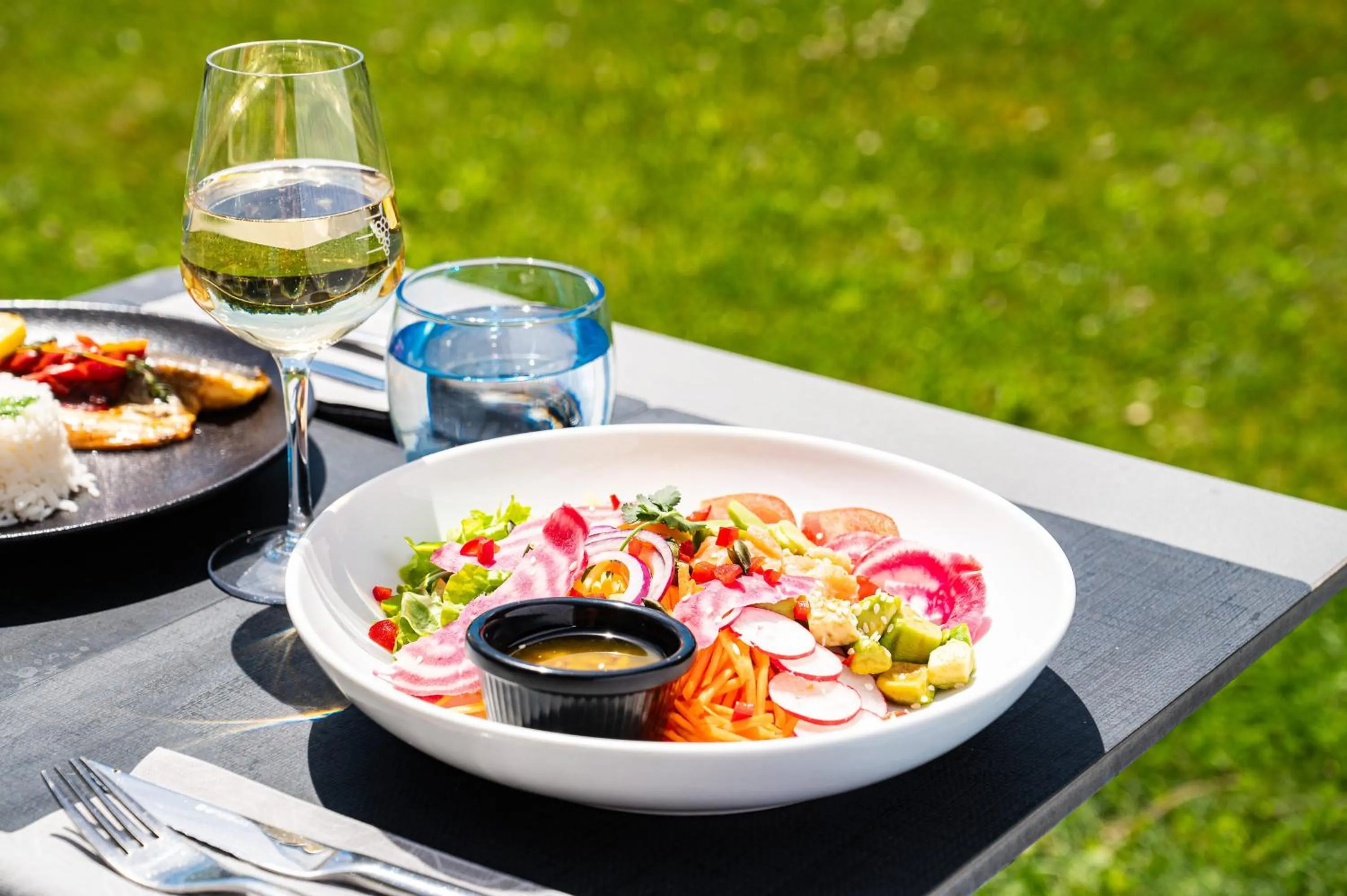 Restaurant/places to eat in SOWELL HOTELS Les Chevaliers