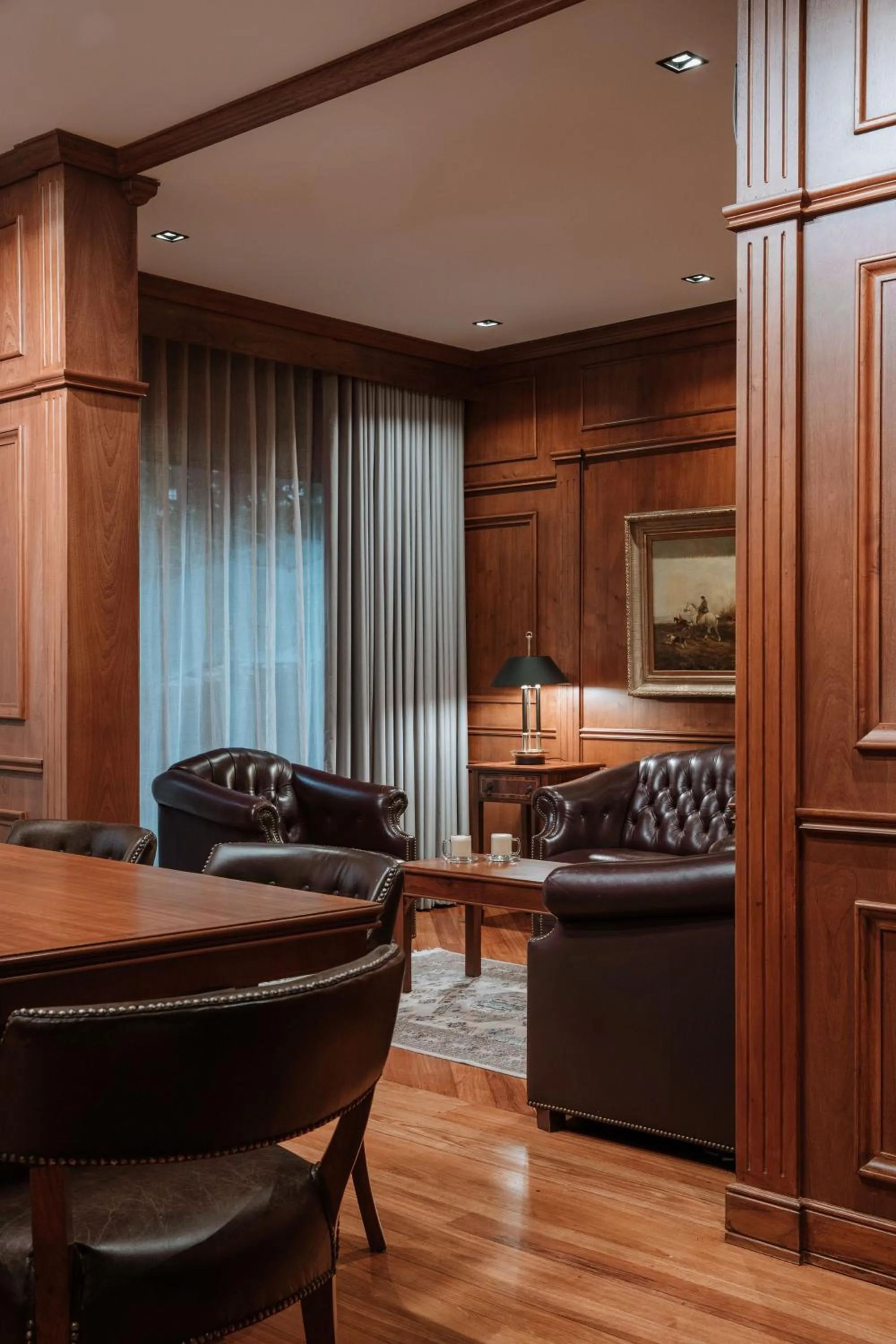 Seating area in Hotel Park10