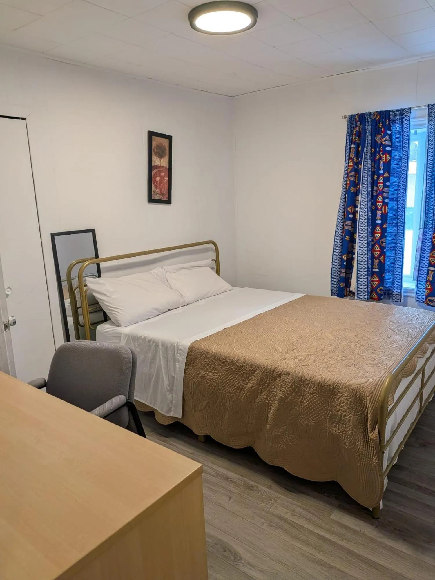 Bed in Motel LA RÉFÉRENCE