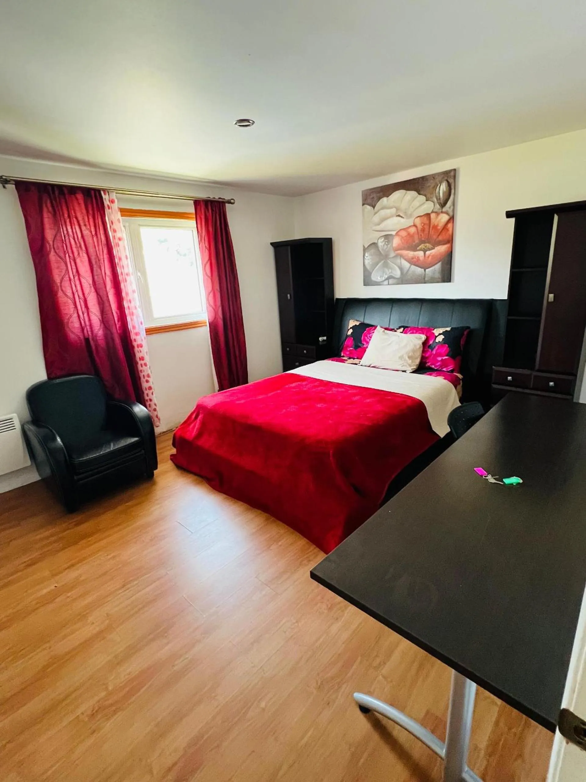 Bed in Motel LA RÉFÉRENCE