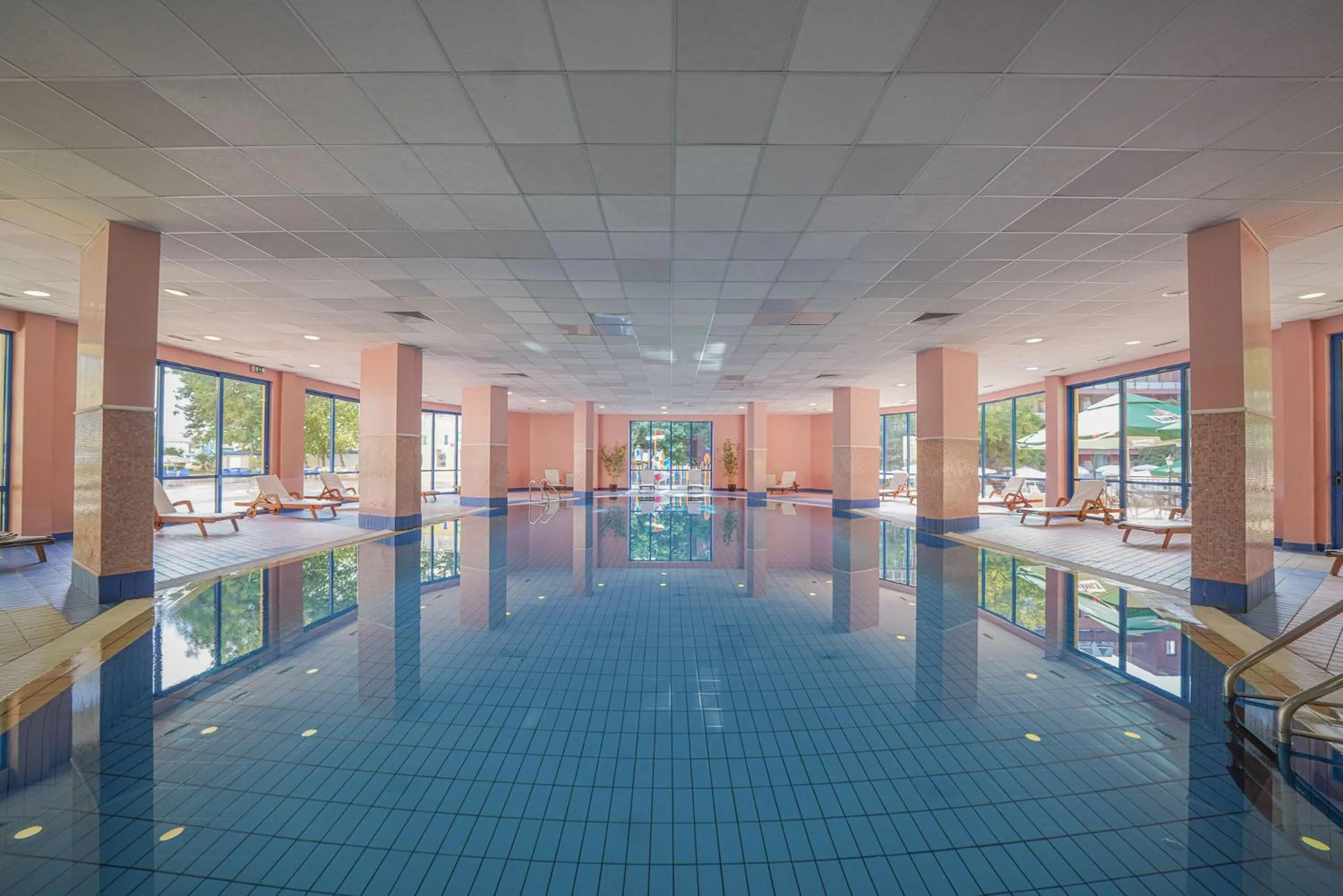 Swimming pool in GRIFID Arabella Hotel - Ultra All inclusive & Aquapark