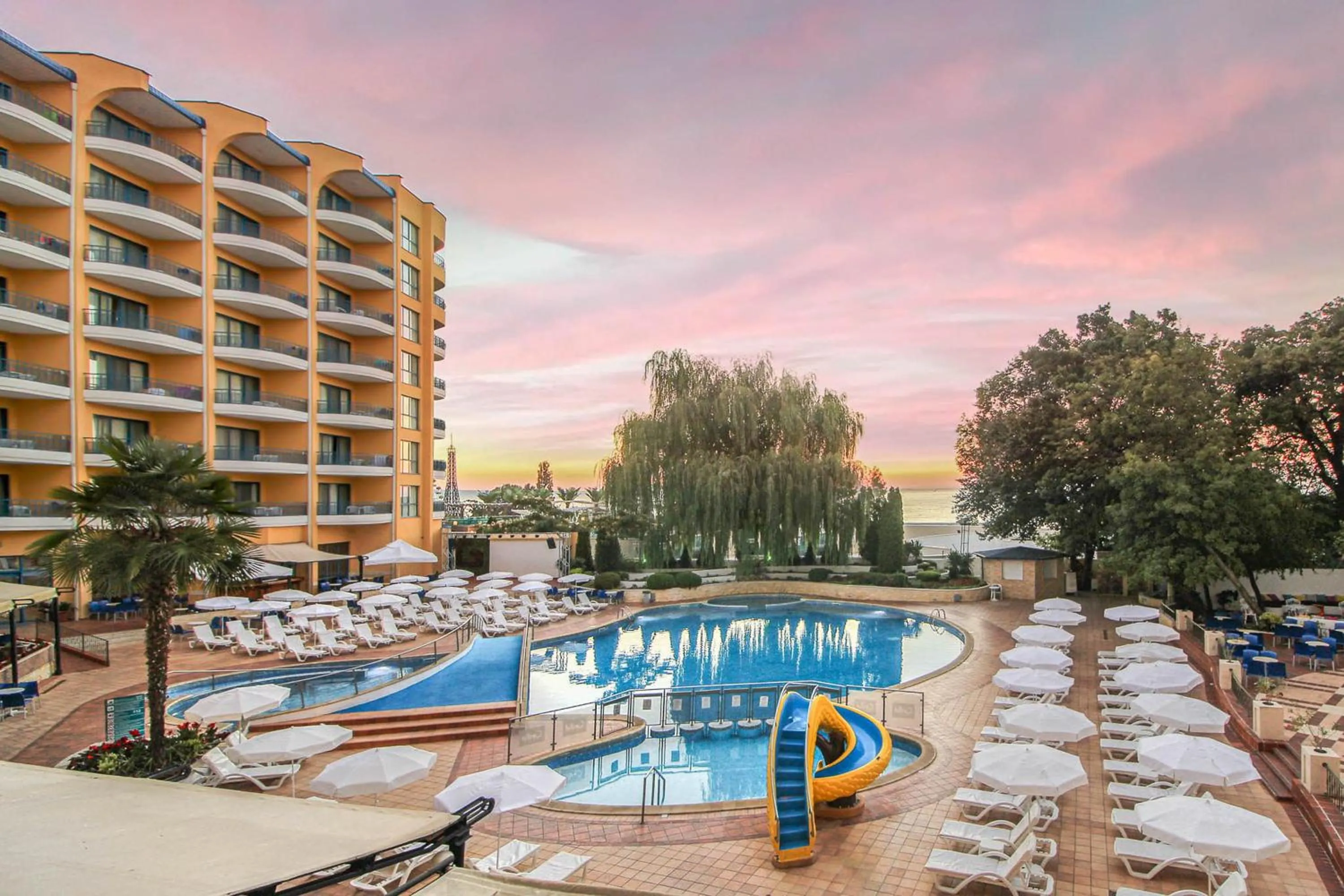 Swimming pool in GRIFID Arabella Hotel - Ultra All inclusive & Aquapark