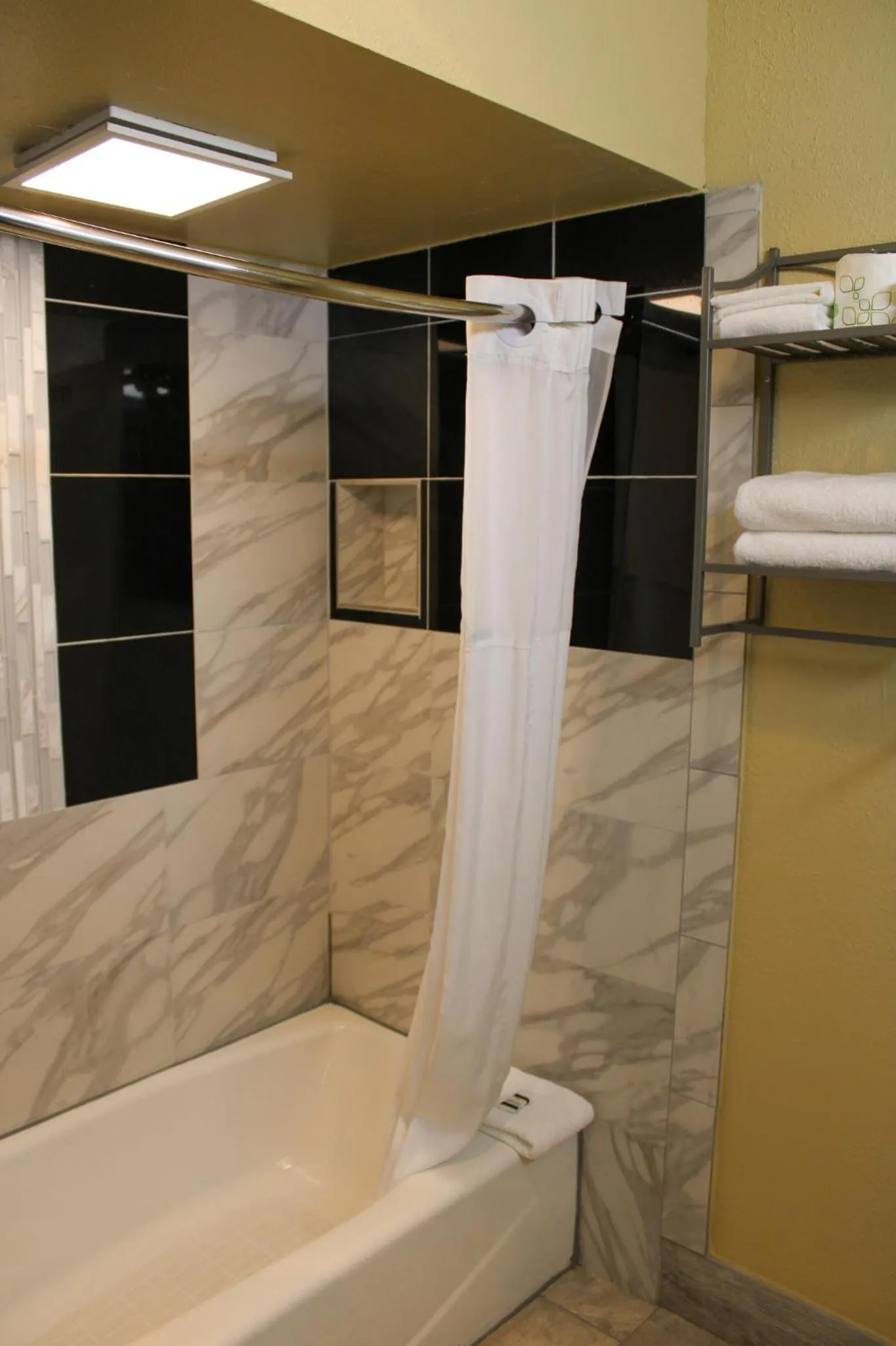 Shower in Days Inn by Wyndham Bend