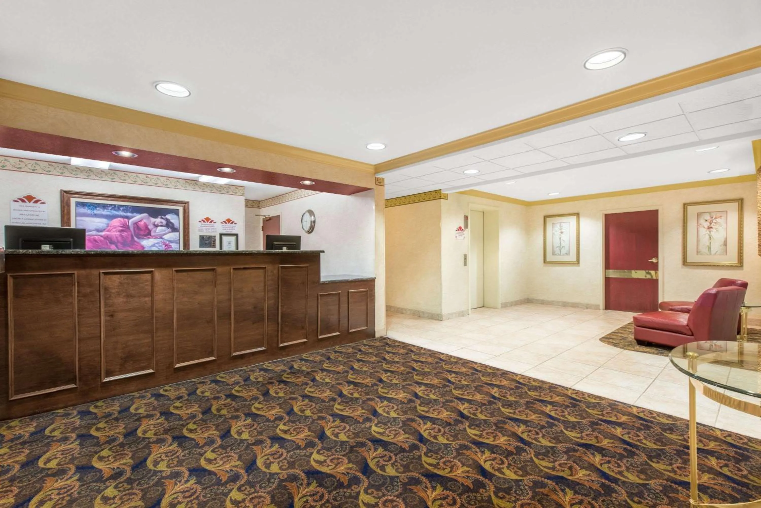 Lobby or reception in Lancaster Suites