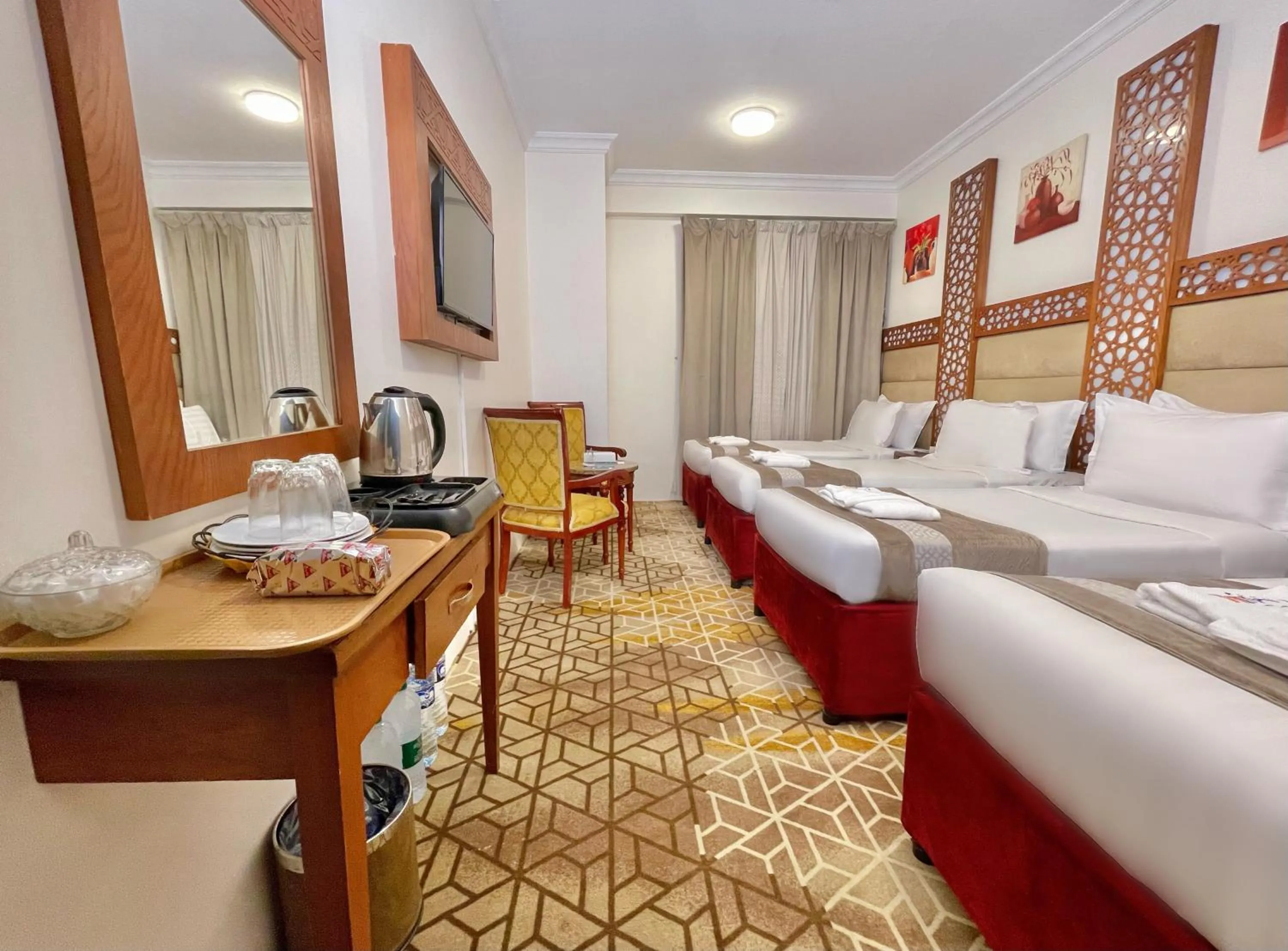 View (from property/room), Bed in Rawdhat Al Mukhtara Hotel