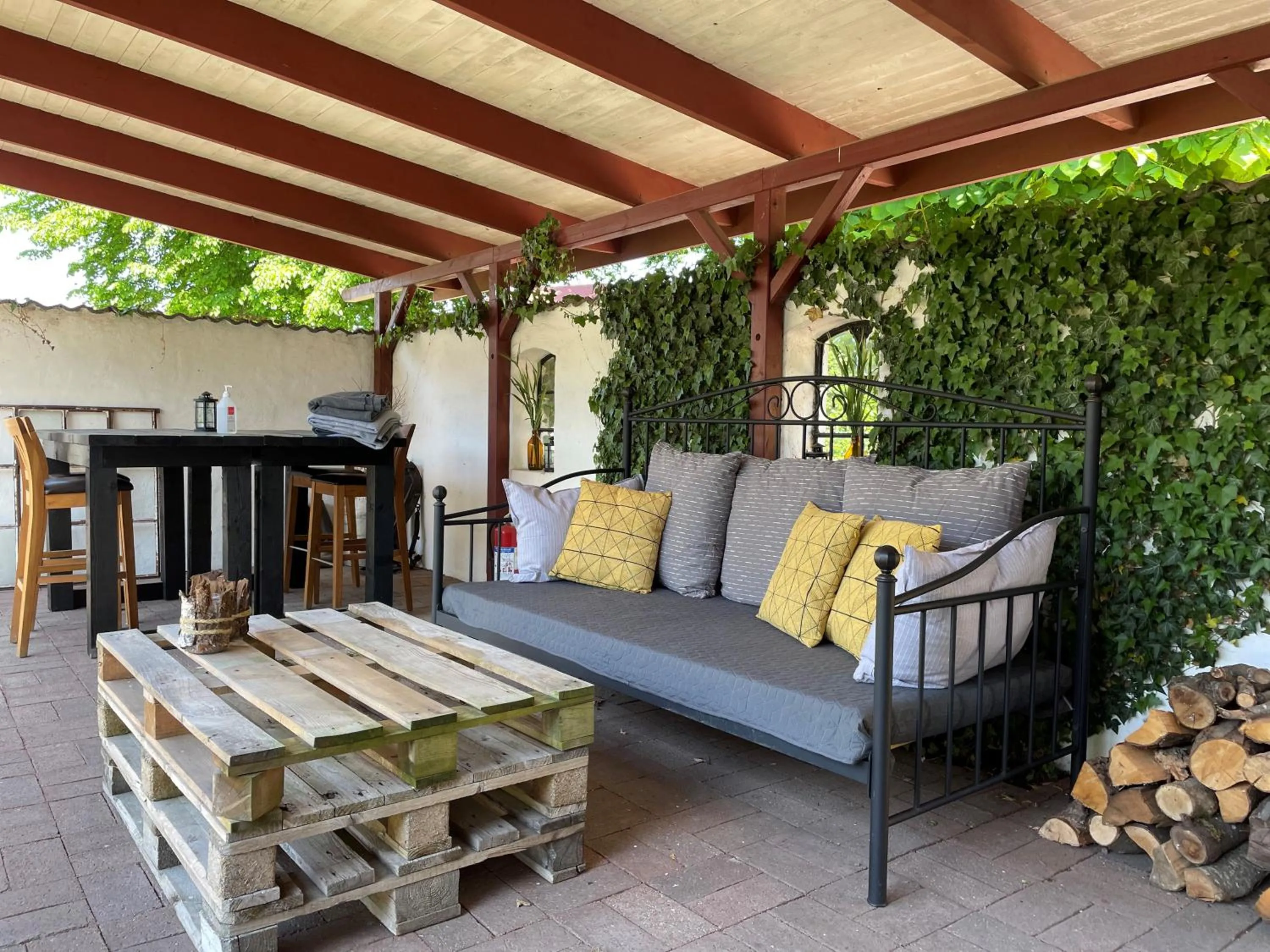 Husargårdens Bed & Breakfast