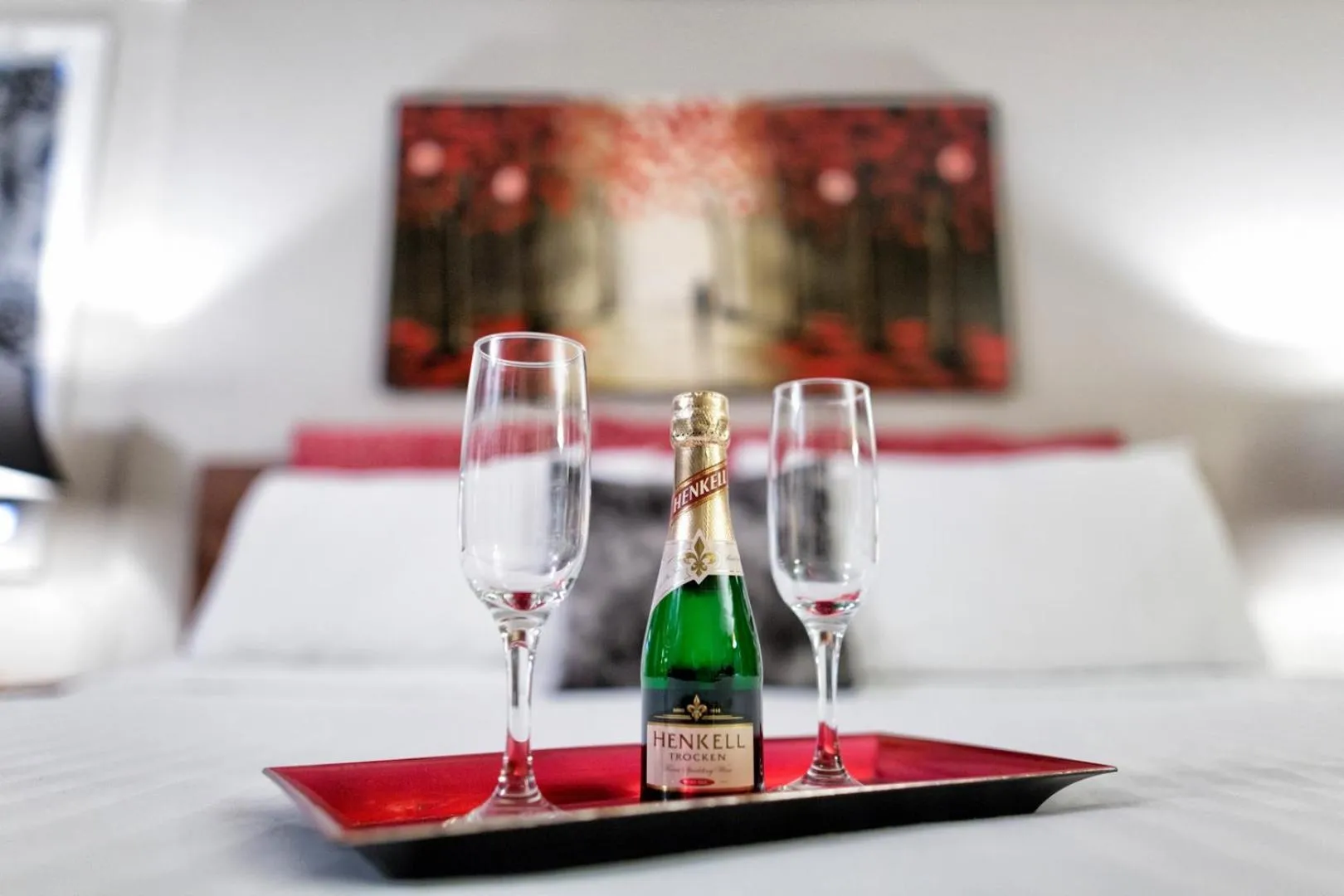 Bed in Le Deauville Motel