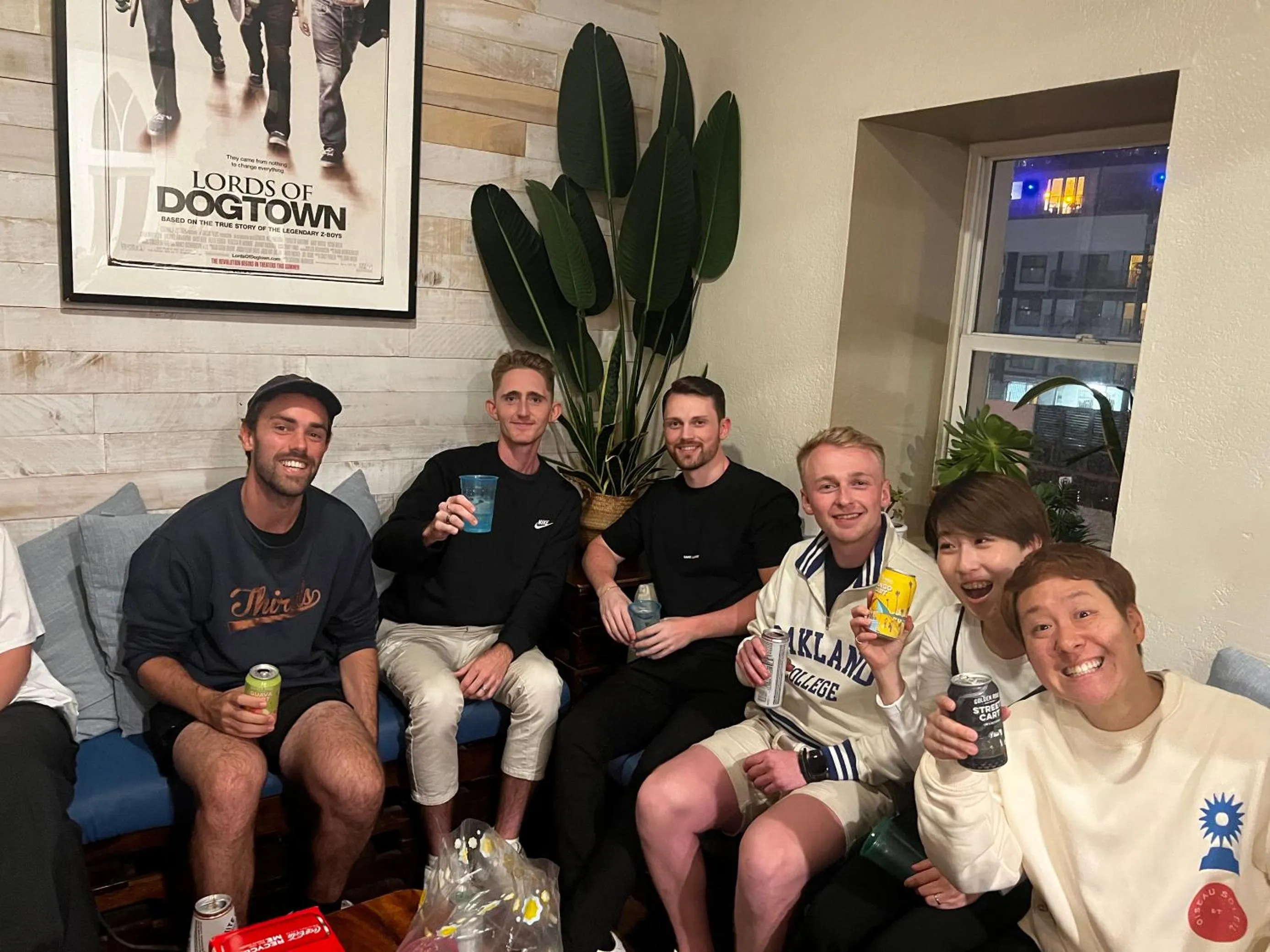 Communal lounge/ TV room in Samesun Venice Beach Hotel & Hostel