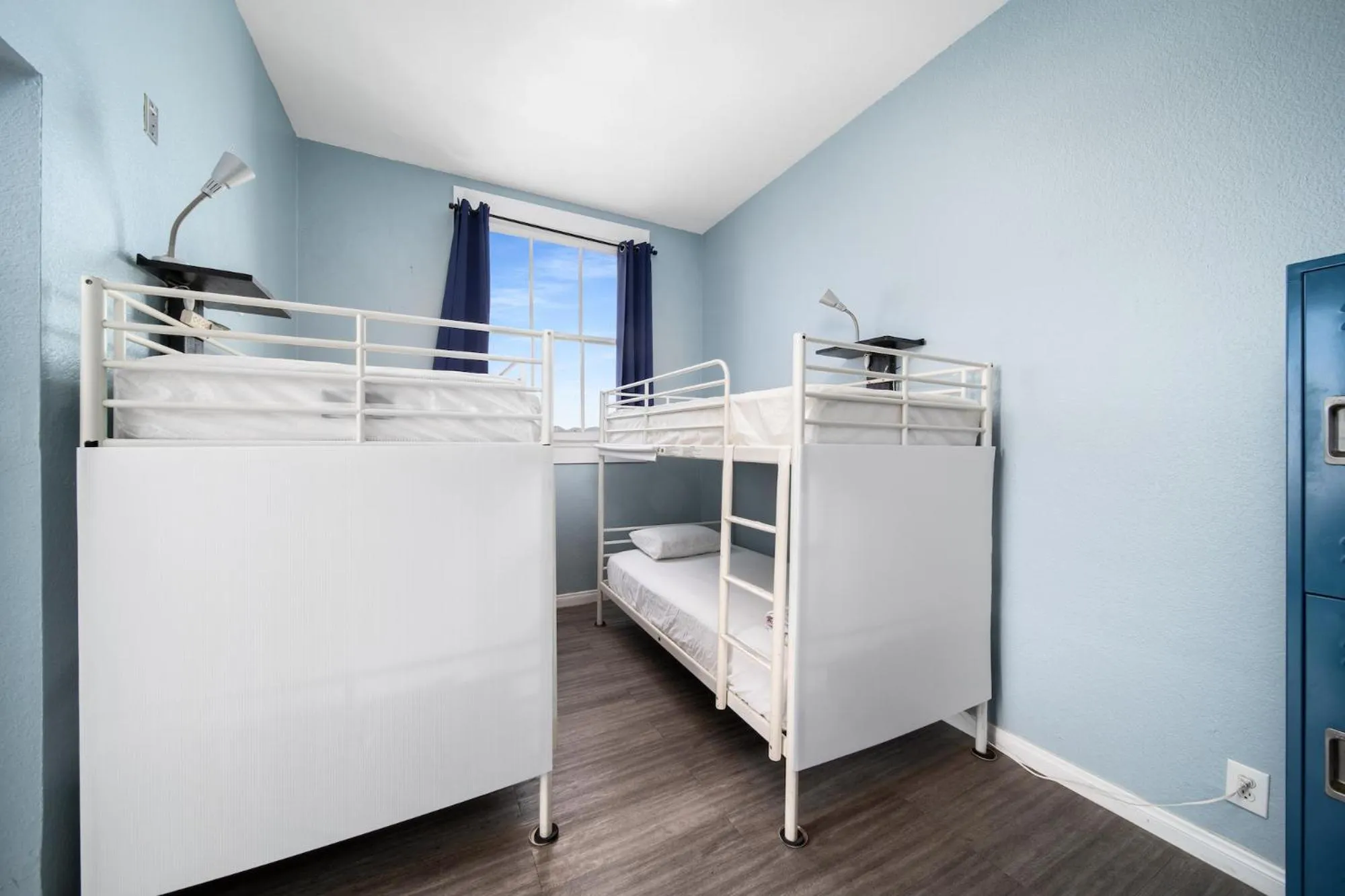 Bedroom, Bed in Samesun Venice Beach Hotel & Hostel