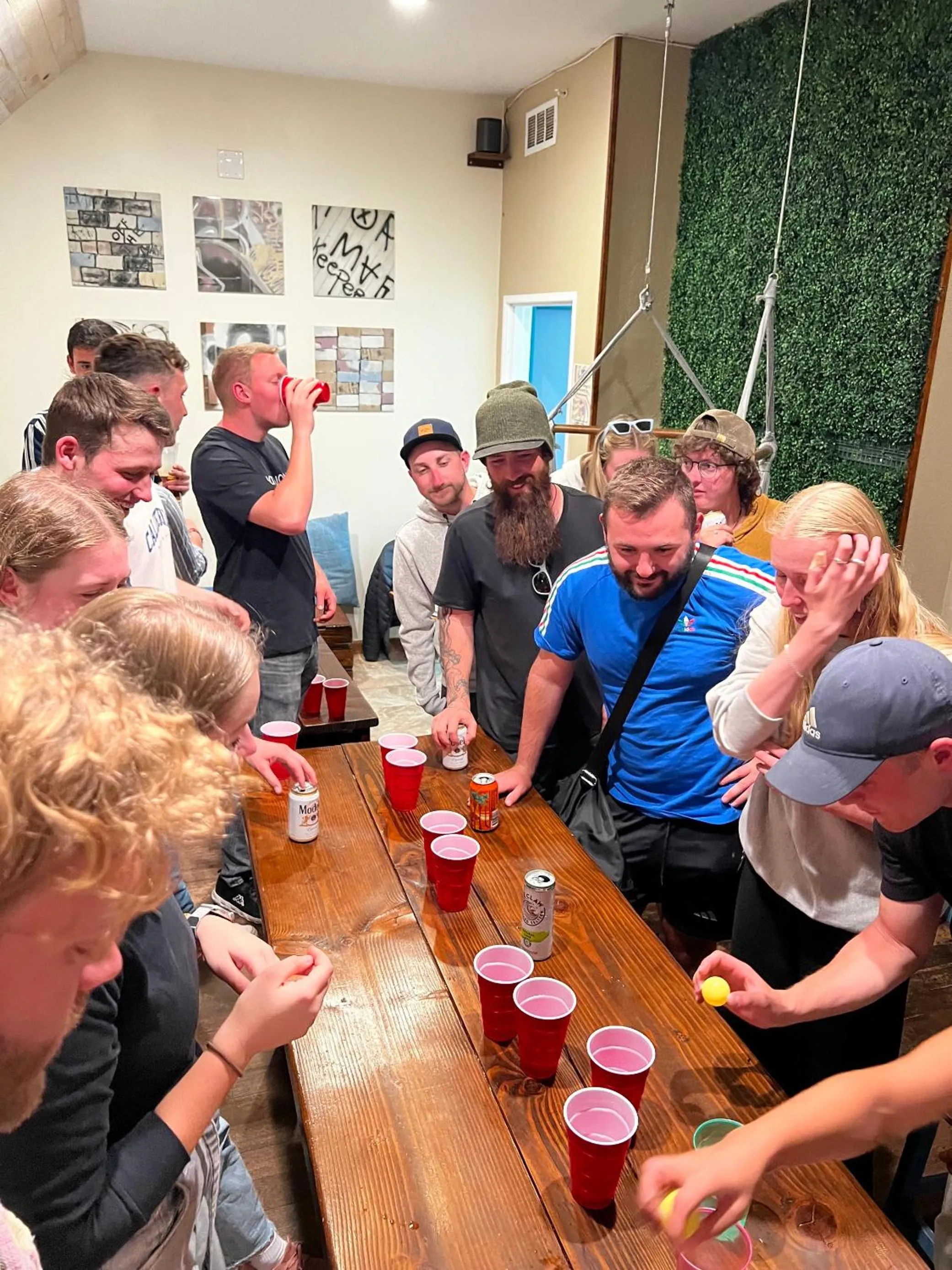 Communal lounge/ TV room in Samesun Venice Beach Hotel & Hostel