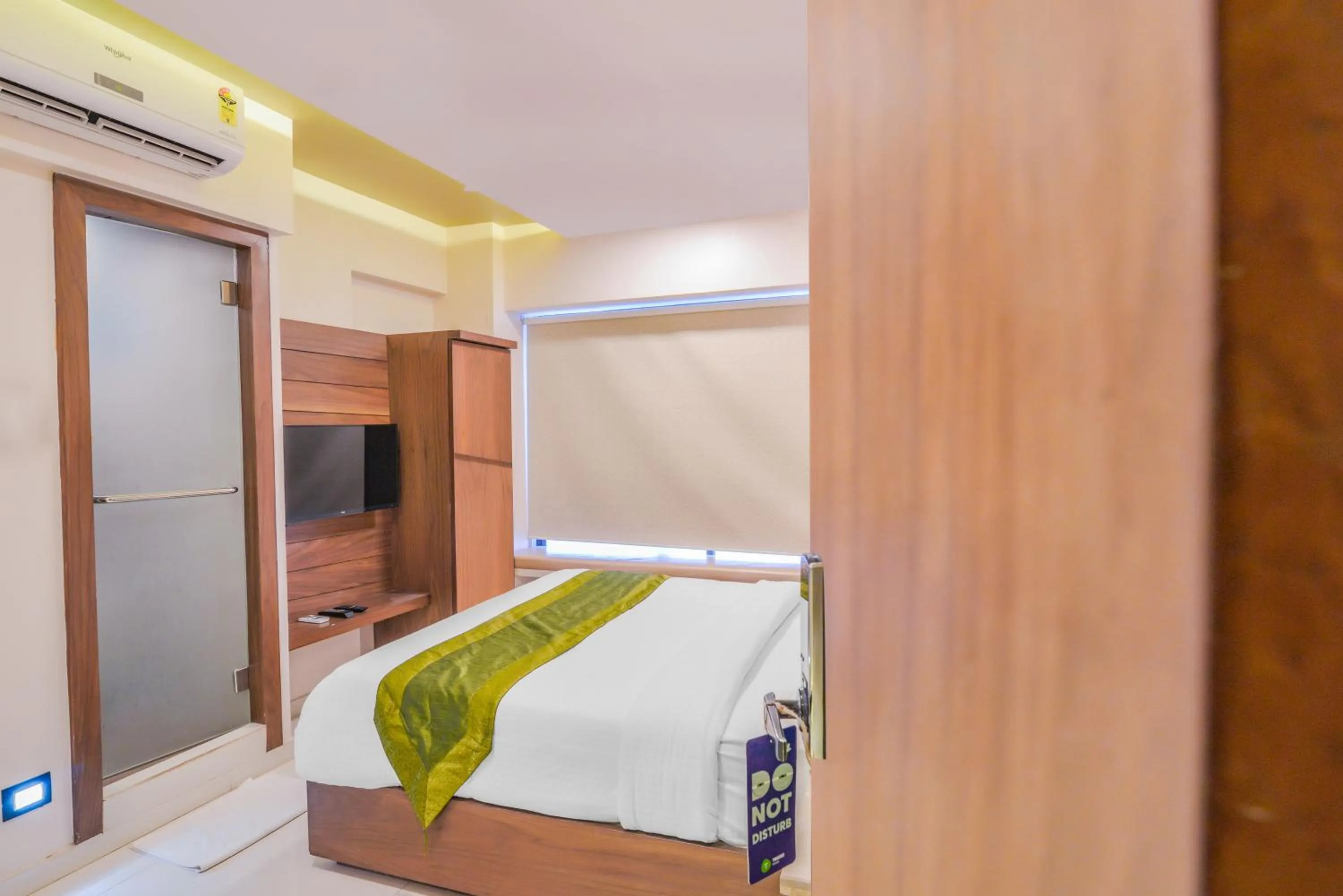 bunk bed, Bed in Oxford Hotel Powai