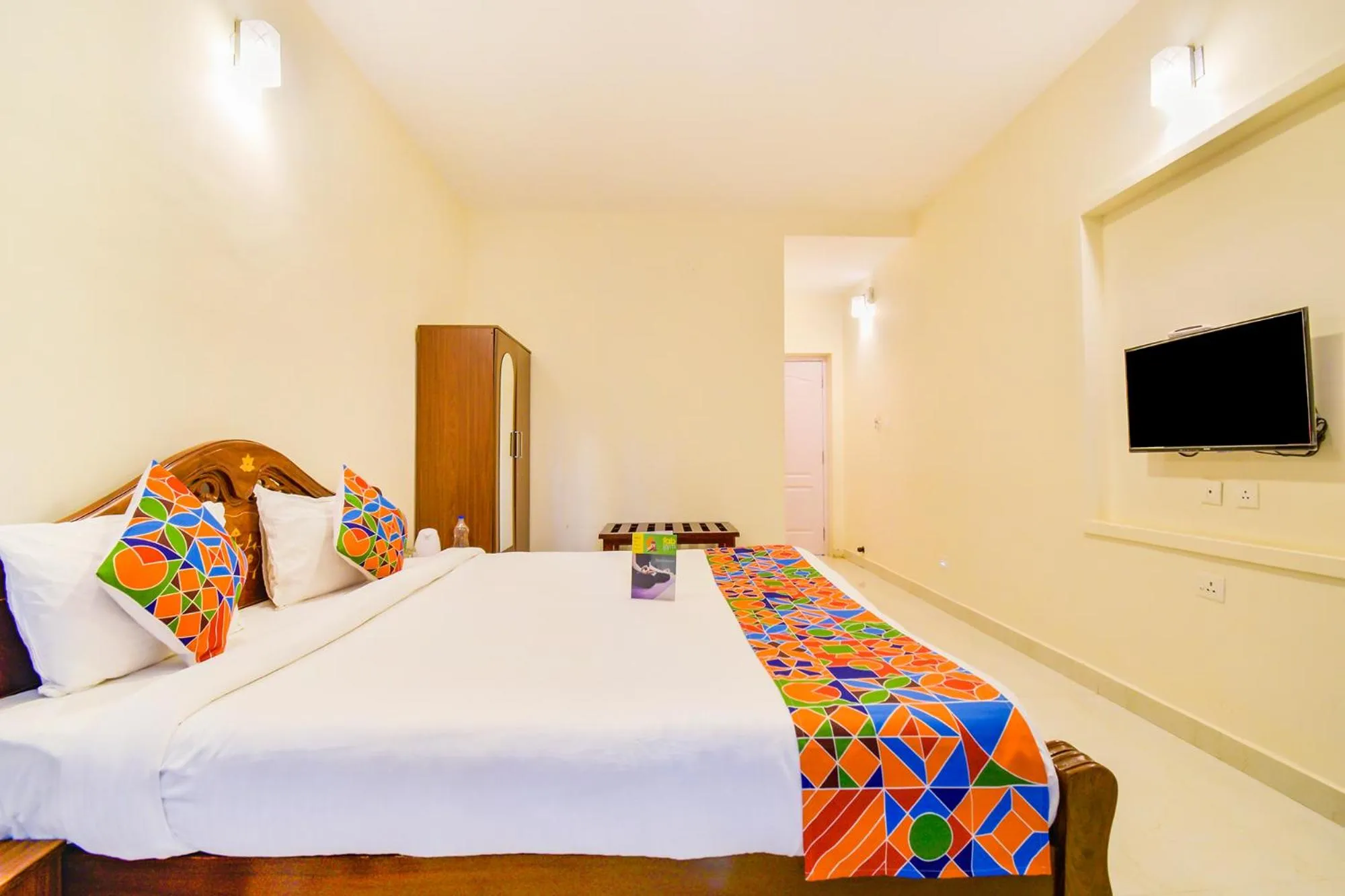 Bedroom, Bed in FabHotel Vinu Valley Resorts - Nr Ketti Valley View Point