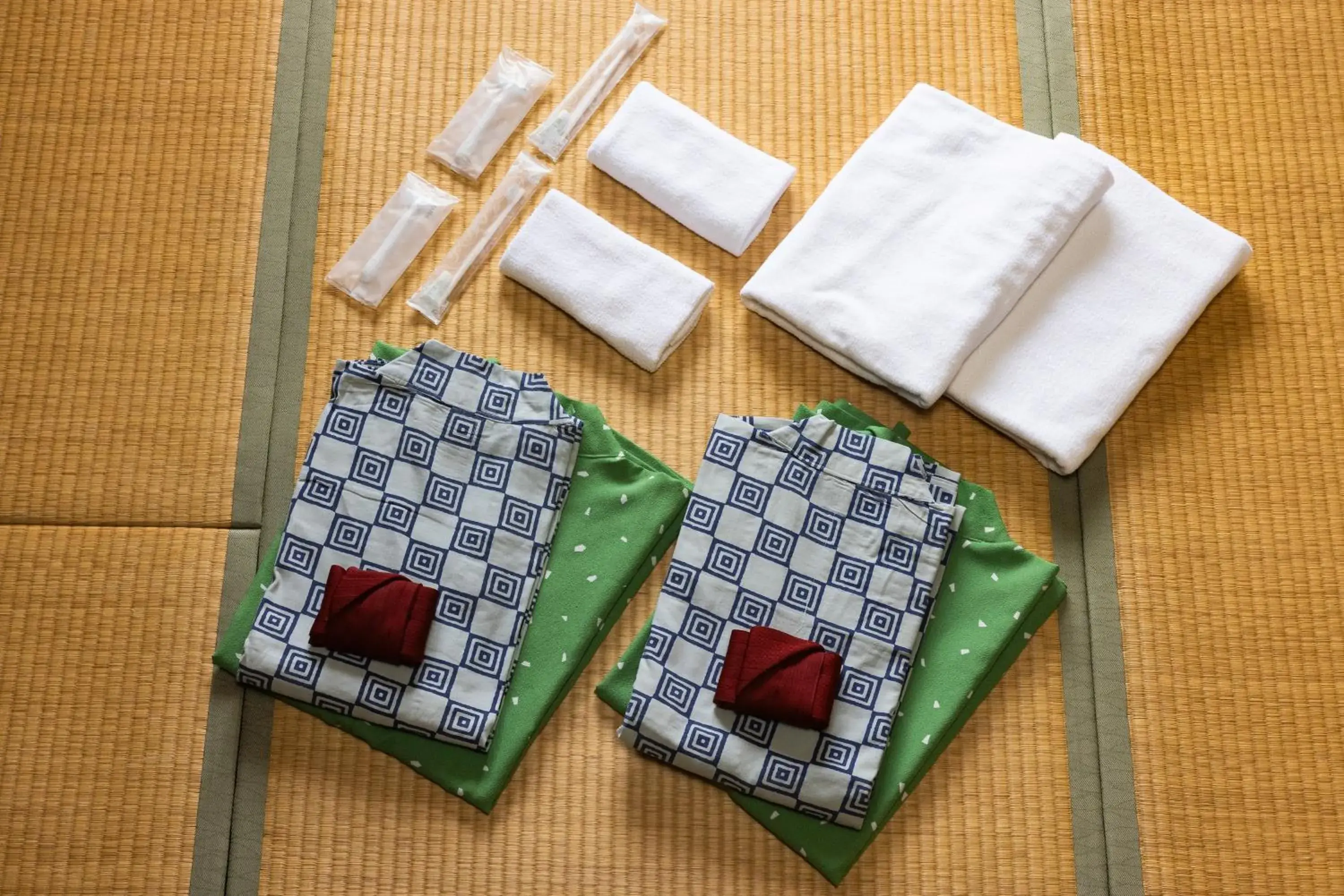 Twin Bed Room (8 Tatami) with Bathroom - single occupancy - MAX 2 people in Kyotoya Twin Bed Room (8 Tatami) with Bathroom - single occupancy - MAX 2 people in Kyotoya