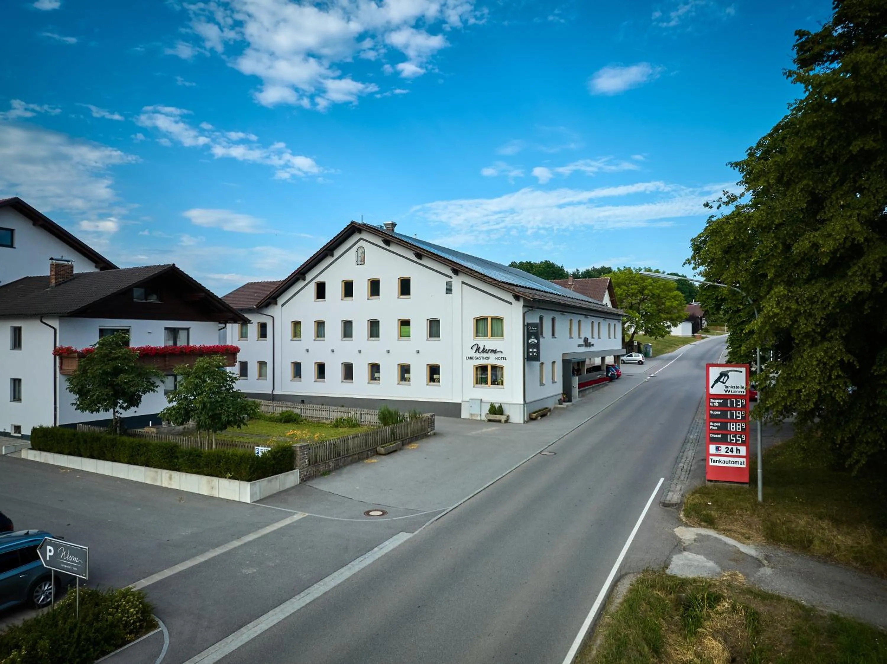 Property building in Landgasthof Wurm