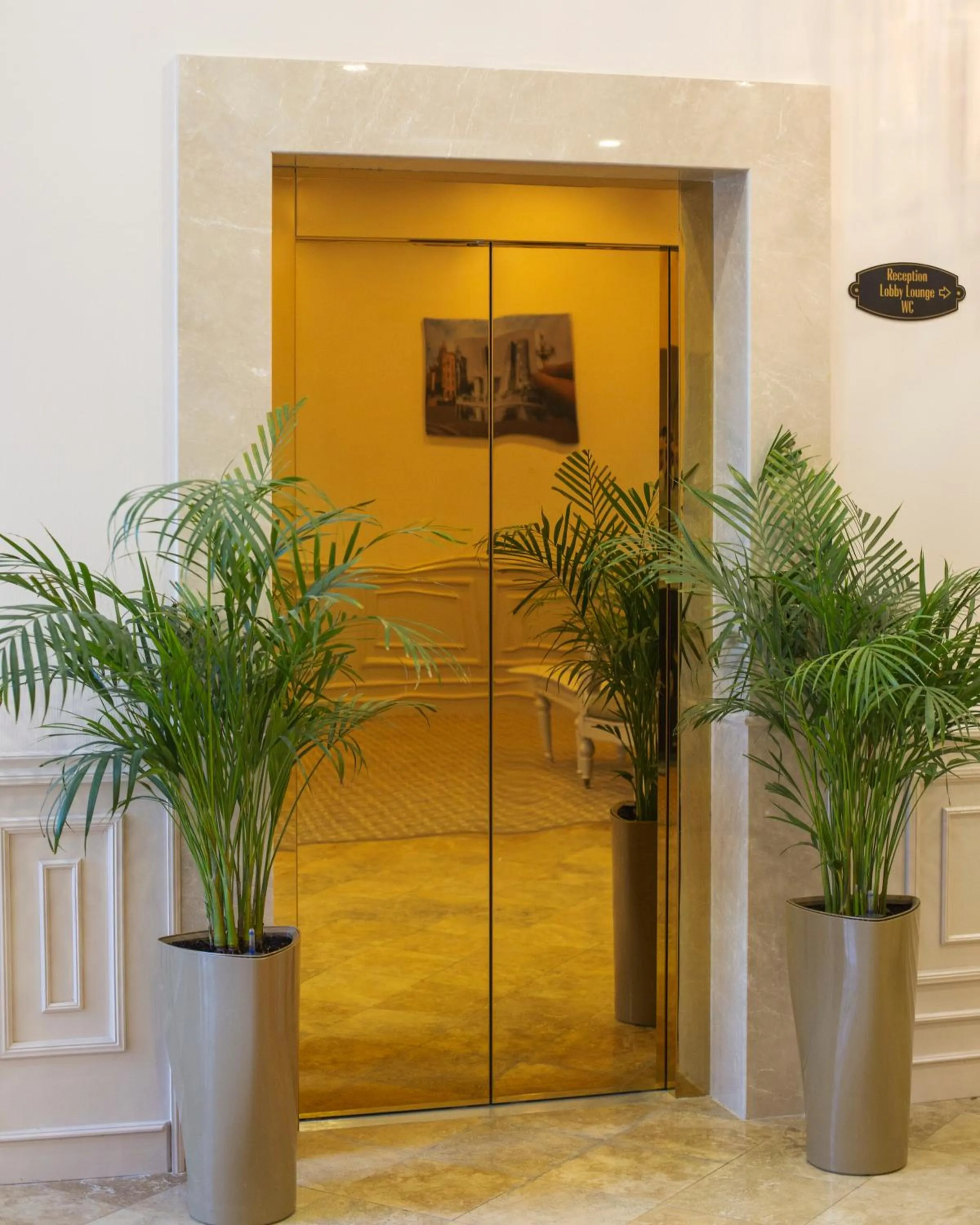 Facade/entrance in Boutique 19 Hotel