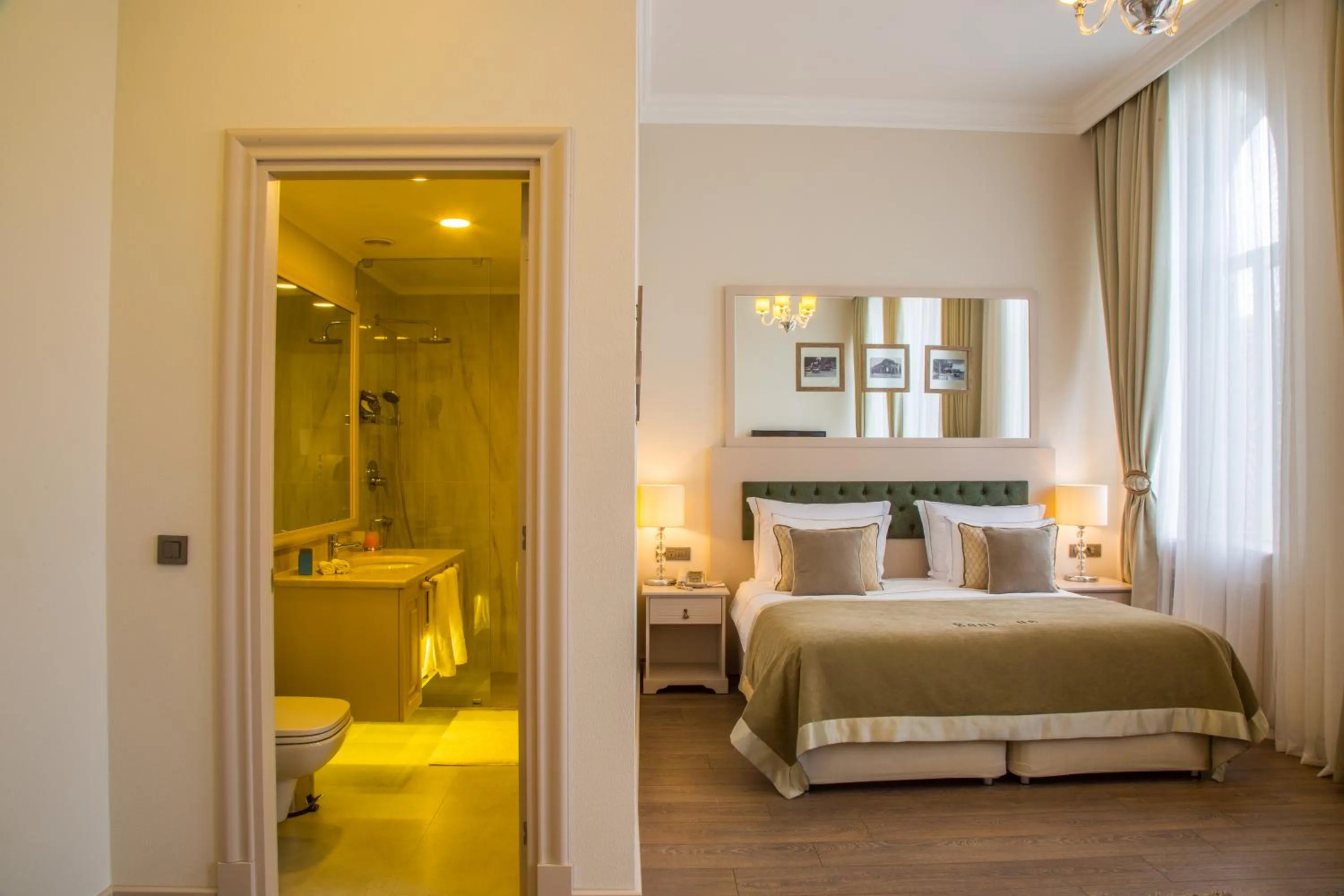 Bed in Boutique 19 Hotel