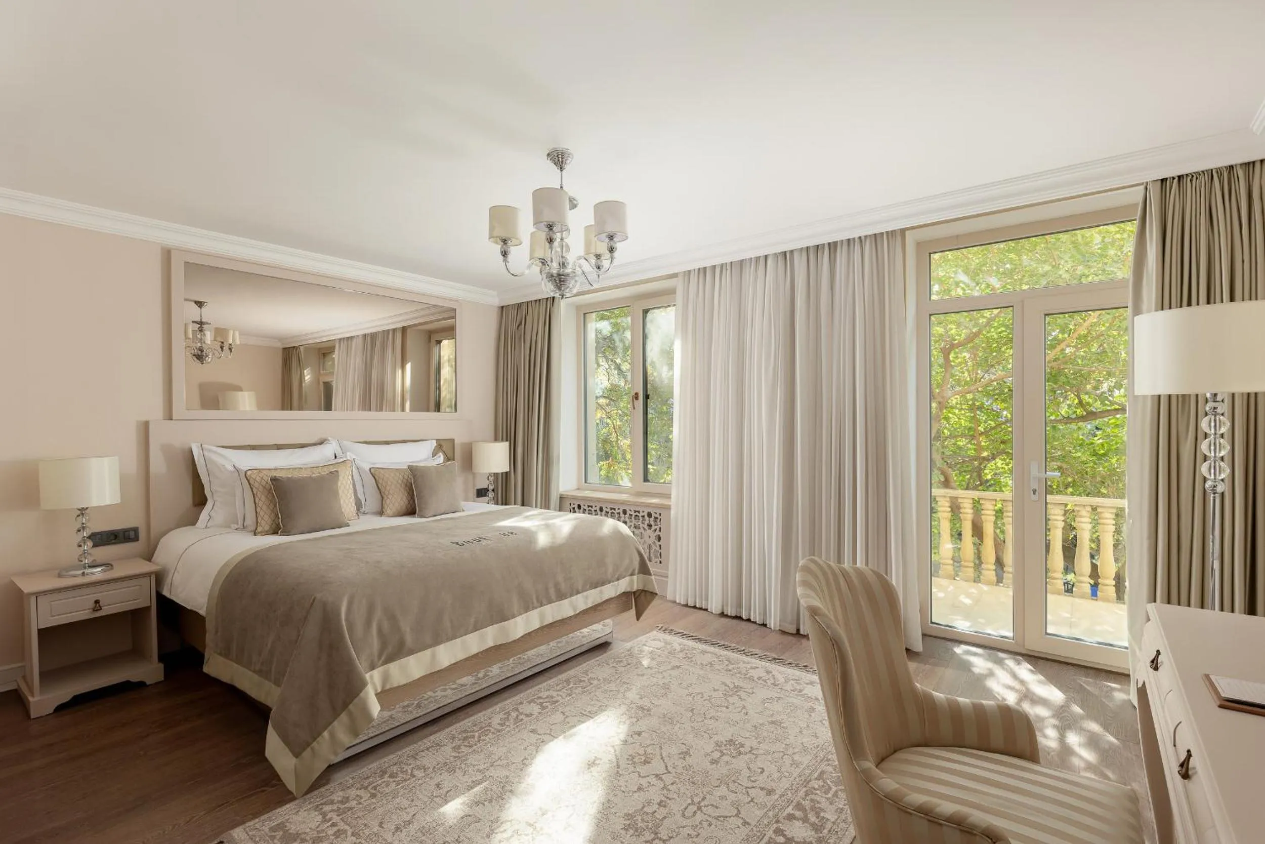 Bed in Boutique 19 Hotel