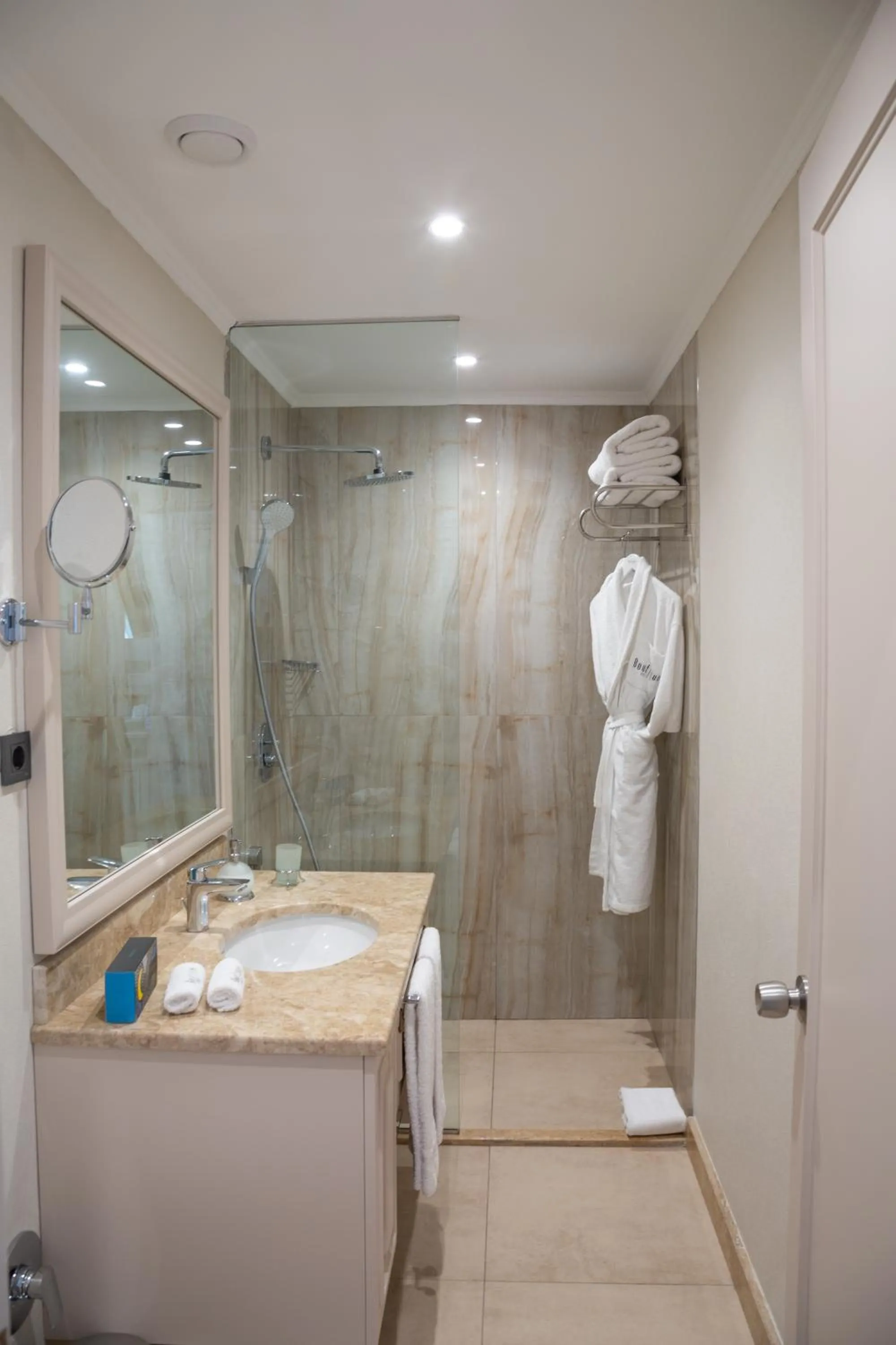 Bathroom in Boutique 19 Hotel