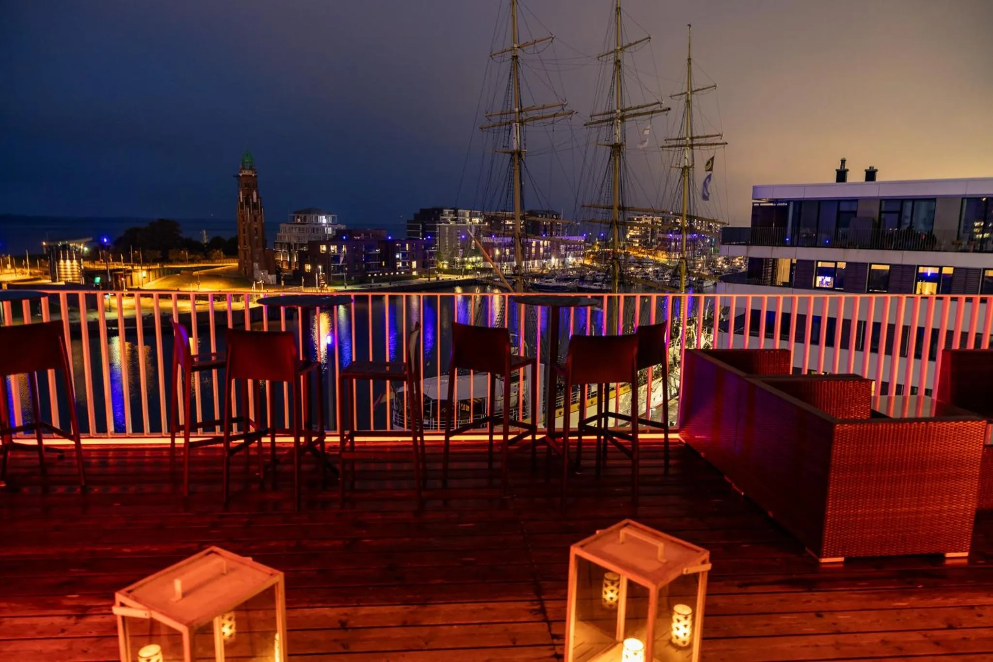 Lounge or bar in THE LIBERTY Hotel Bremerhaven BW Signature Collection