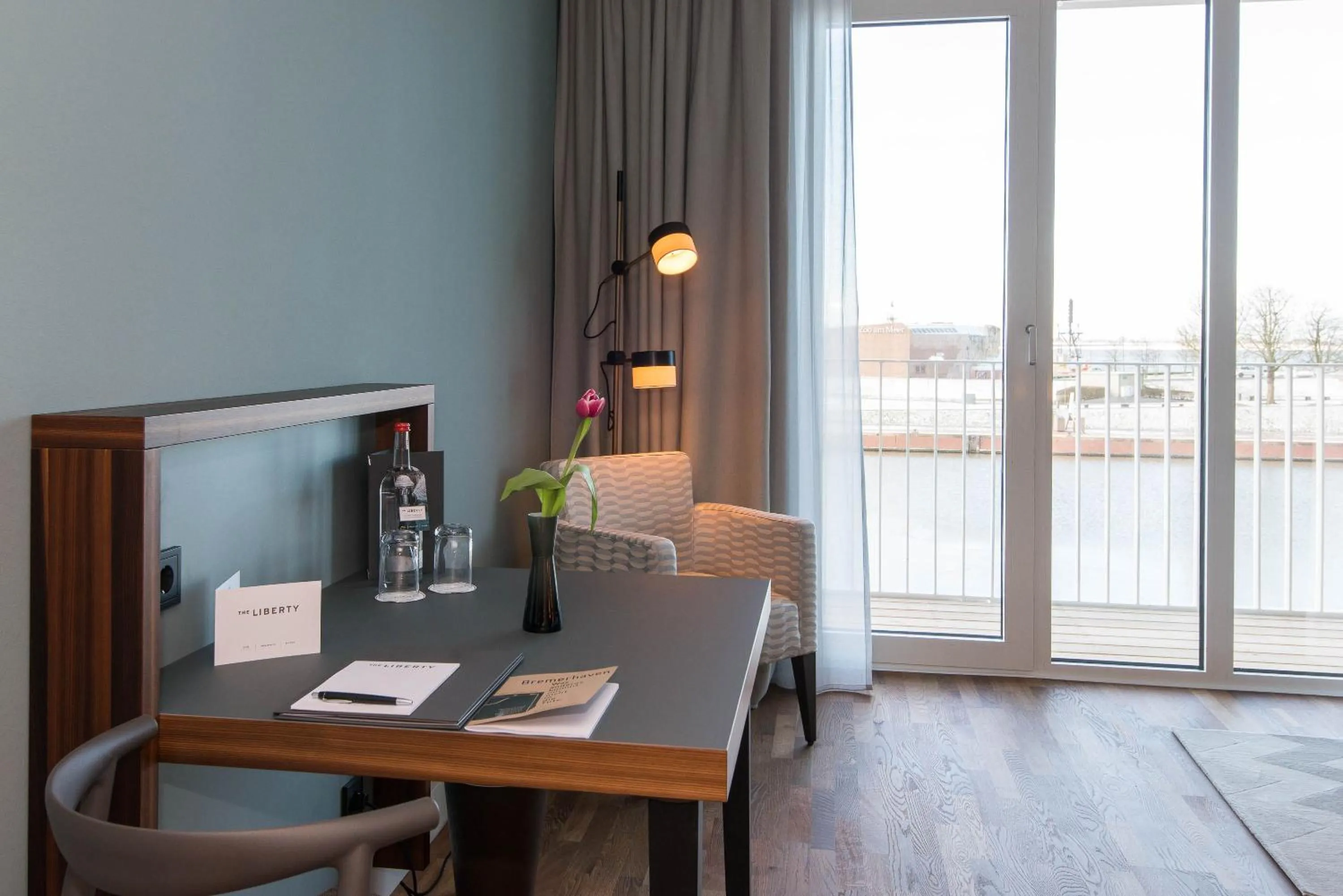 Seating area, Bed in THE LIBERTY Hotel Bremerhaven BW Signature Collection