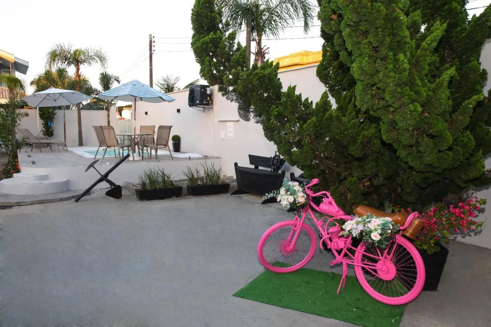 Swimming pool in Pousada Dom Marujo