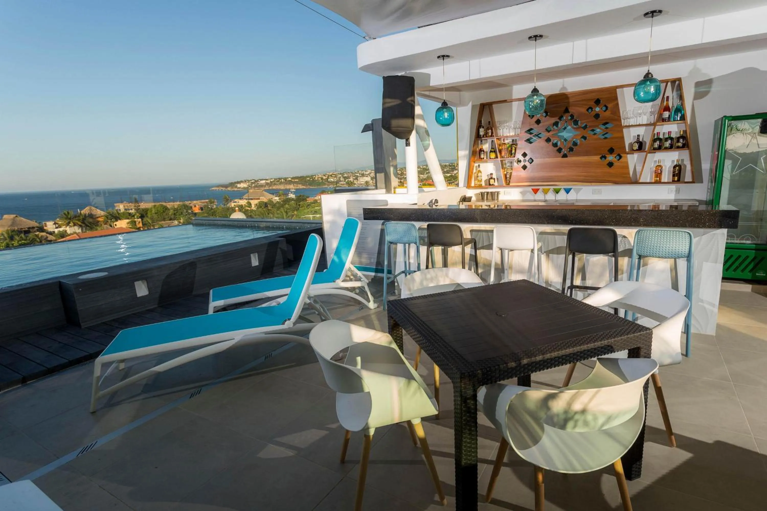 Communal lounge/ TV room in Hotel DC Boutique & SPA