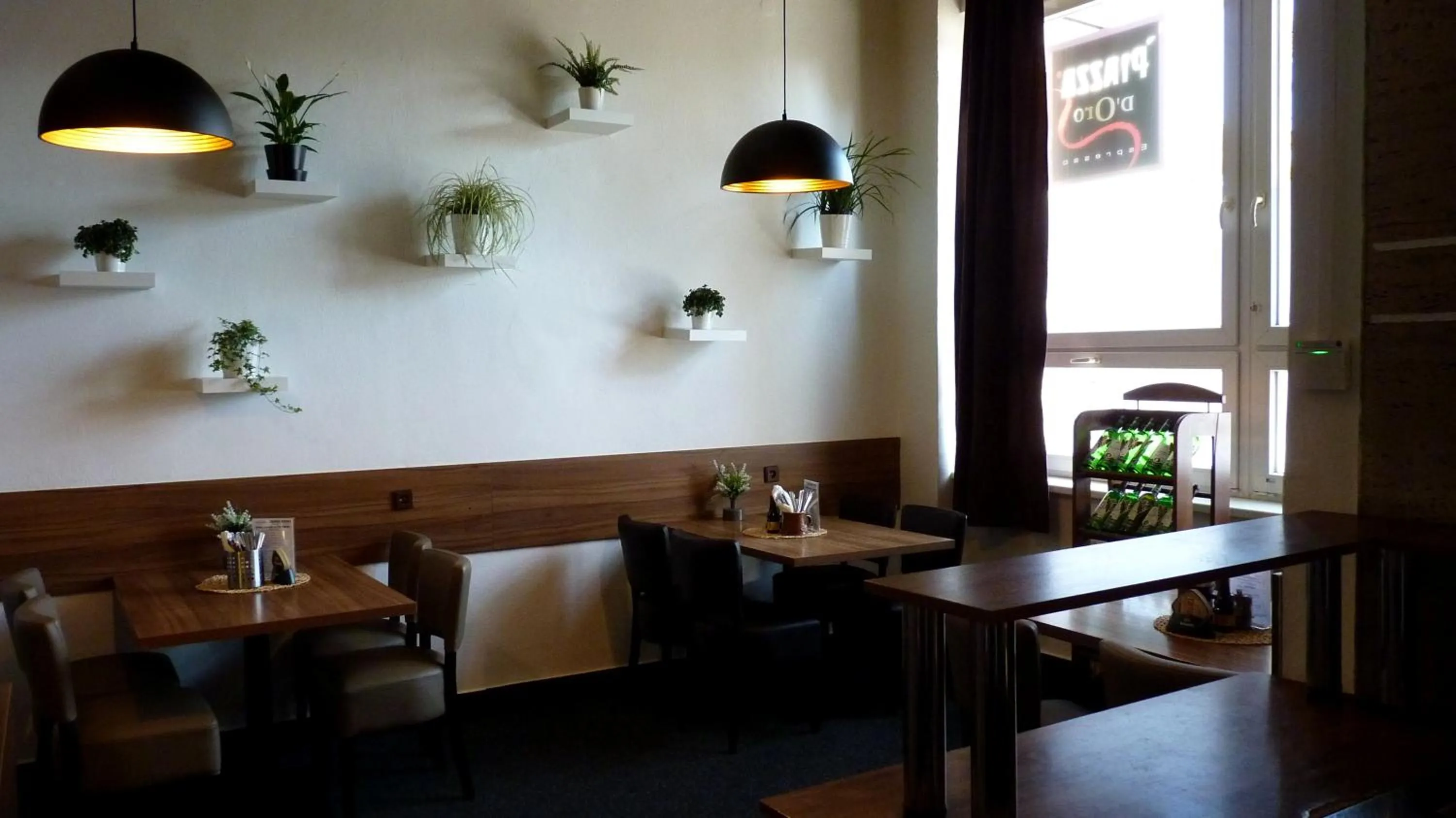 Restaurant/places to eat in Hotel Veronika