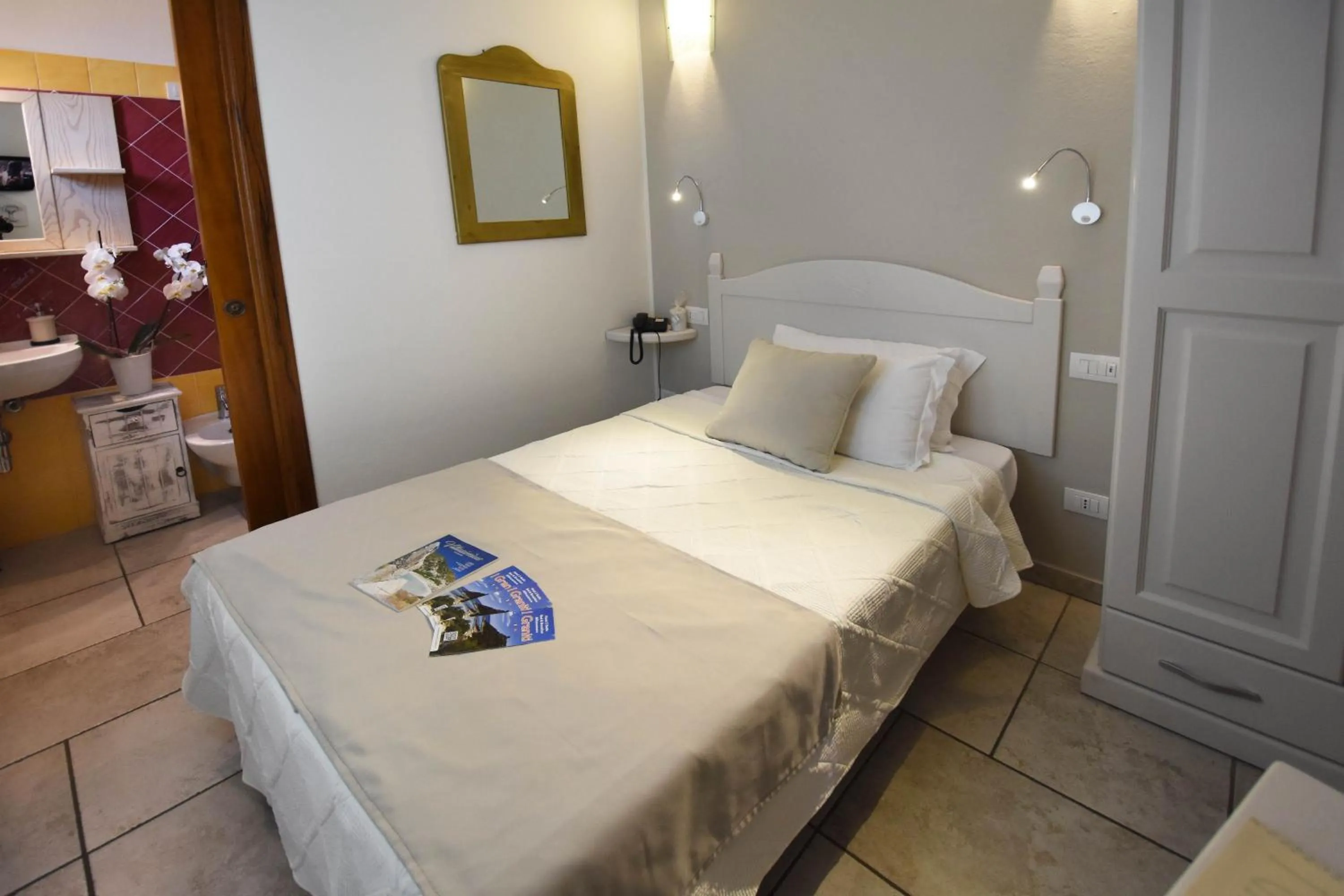 Bed in Hotel I Graniti