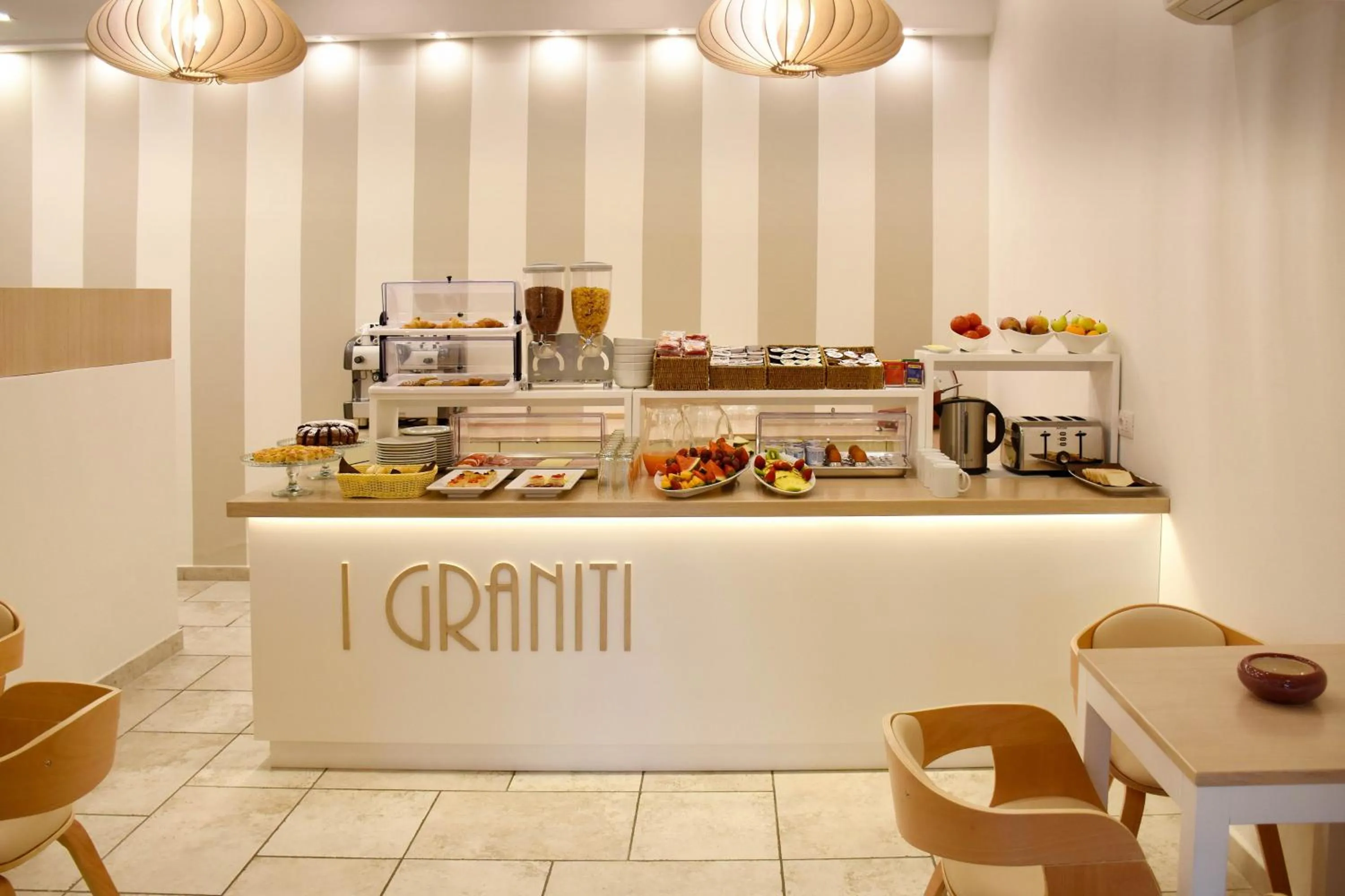 Restaurant/places to eat in Hotel I Graniti