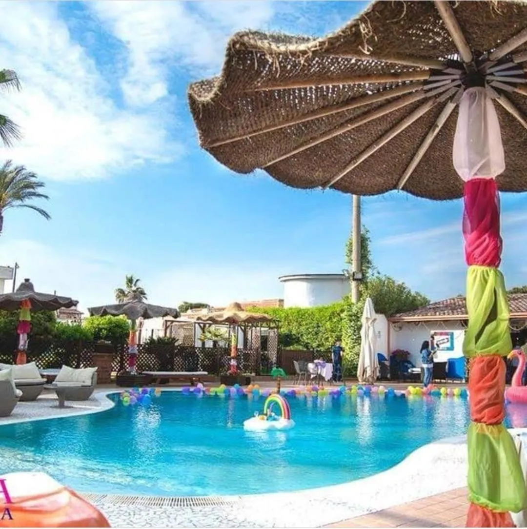 Swimming pool in Venus Park Hotel