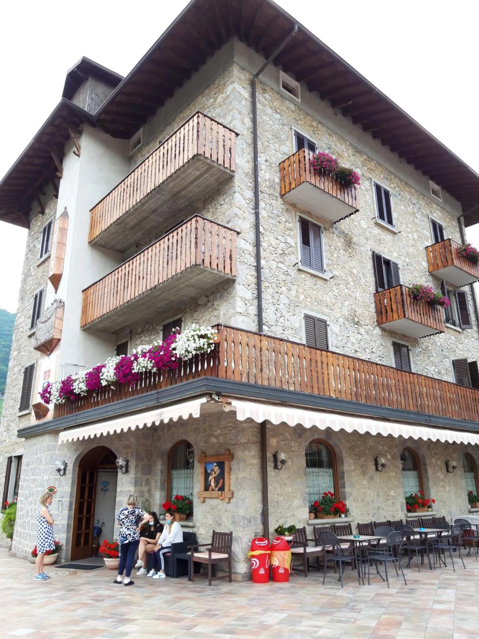 Hotel Carrara