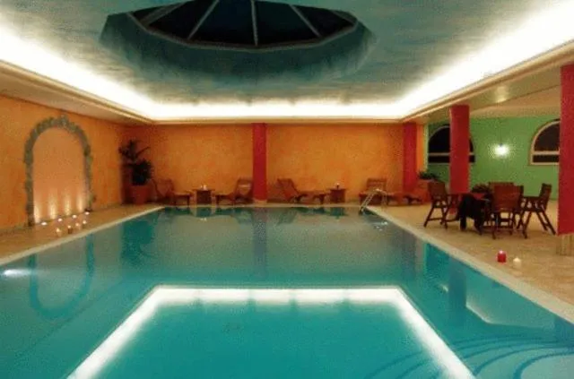 Pool view in Hotel Carrara