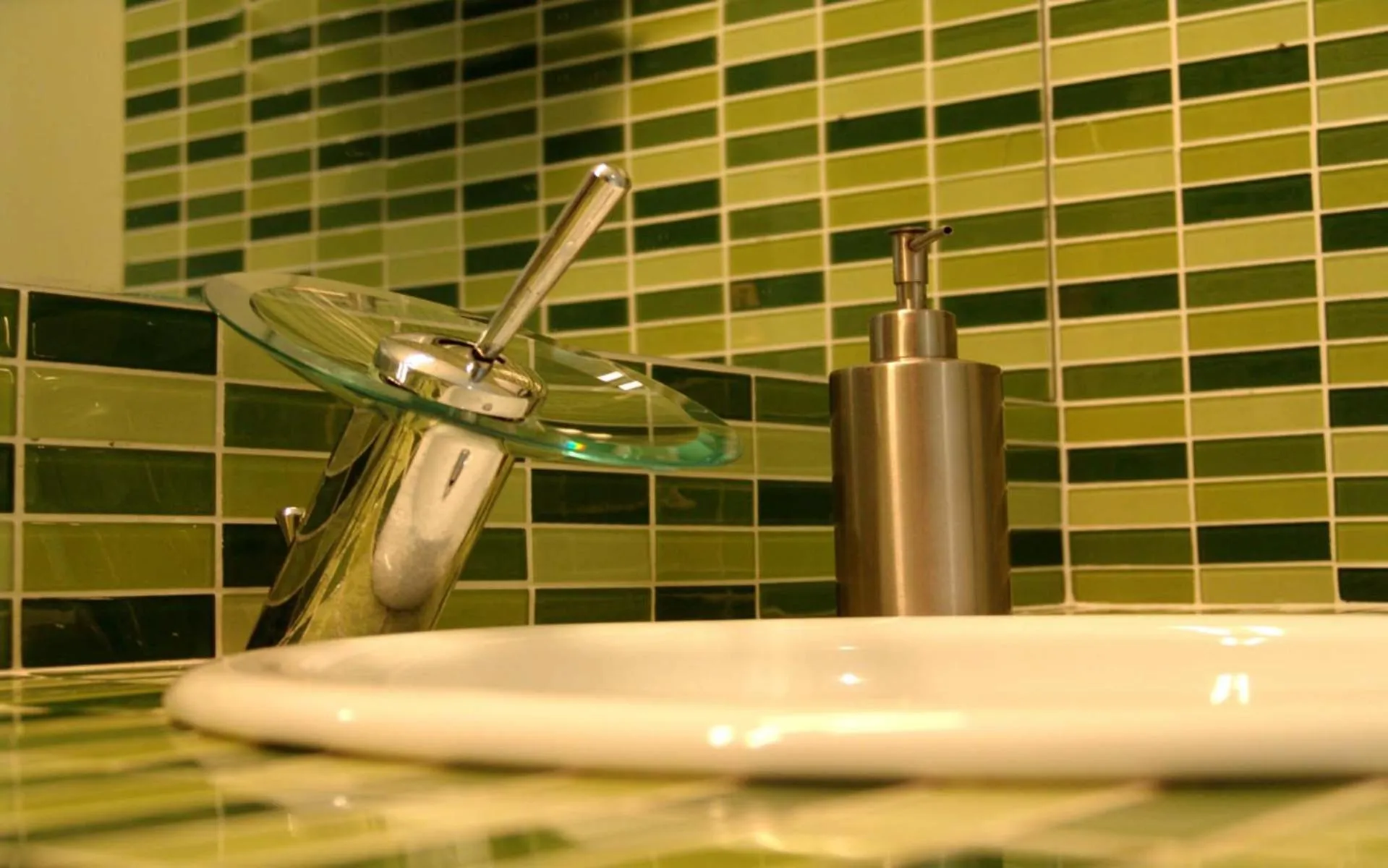 Restaurant/places to eat in Valeo Hotel