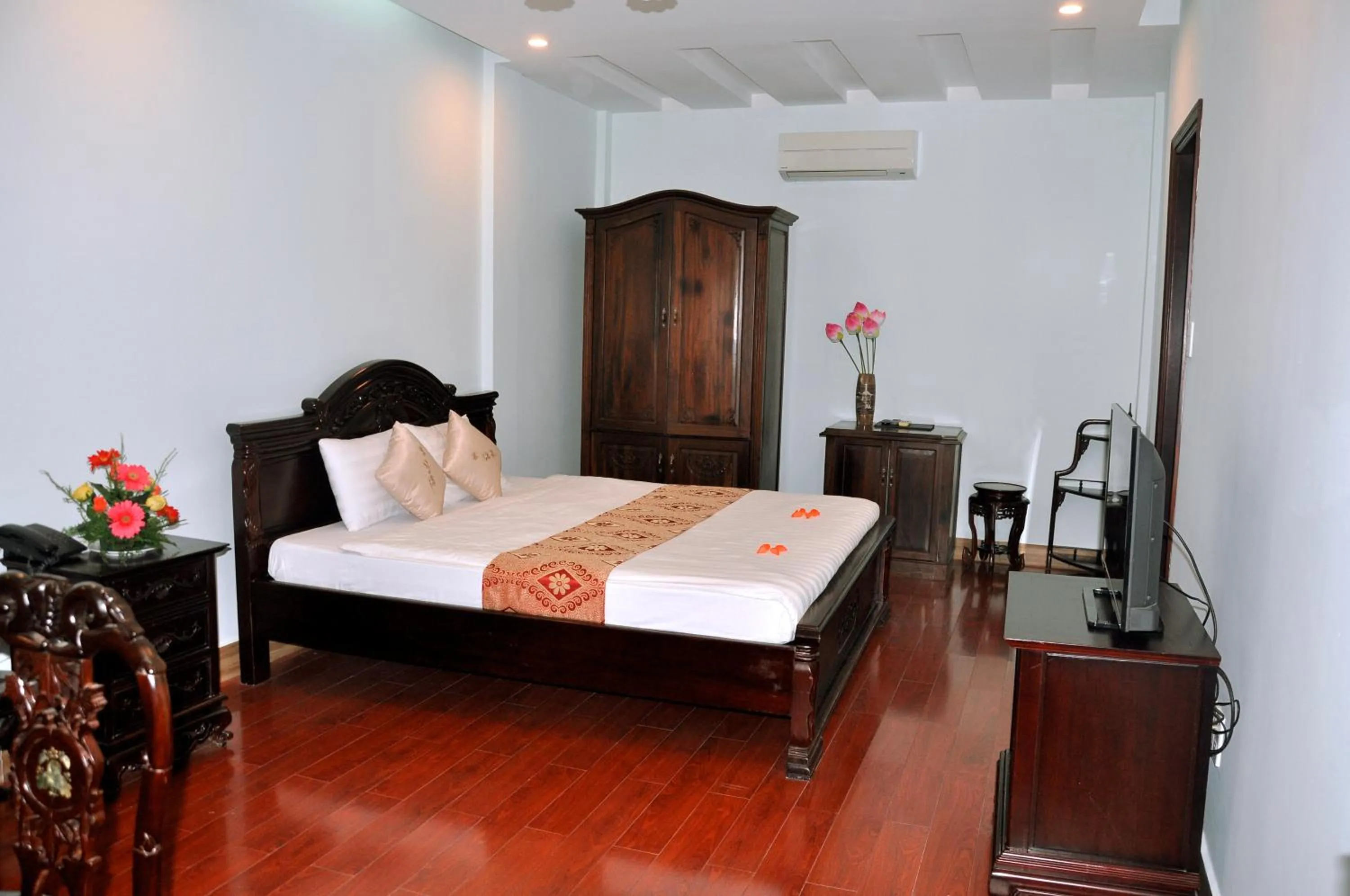 Bedroom, Bed in Thai Binh II Hotel