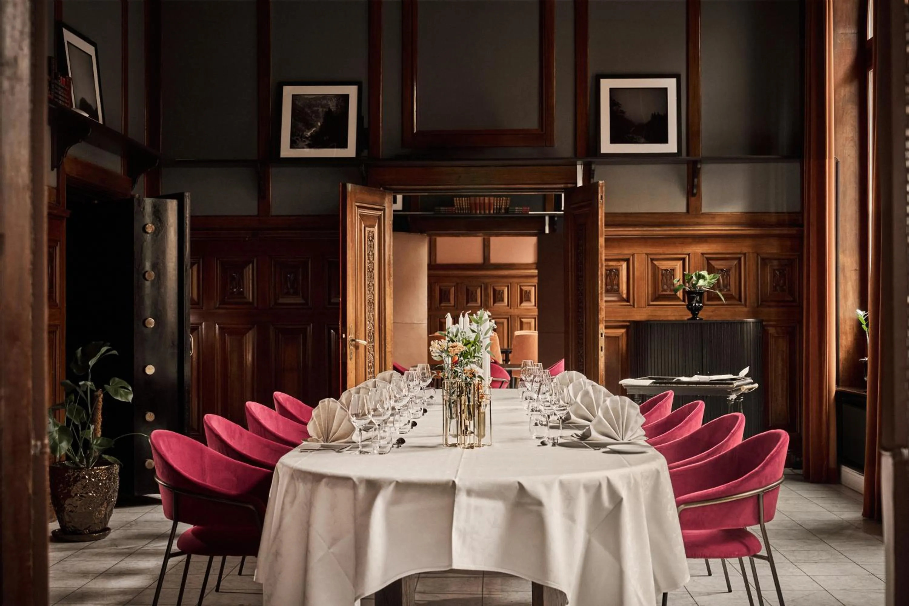 Meeting/conference room in Opus 16, a Member of Small Luxury Hotels