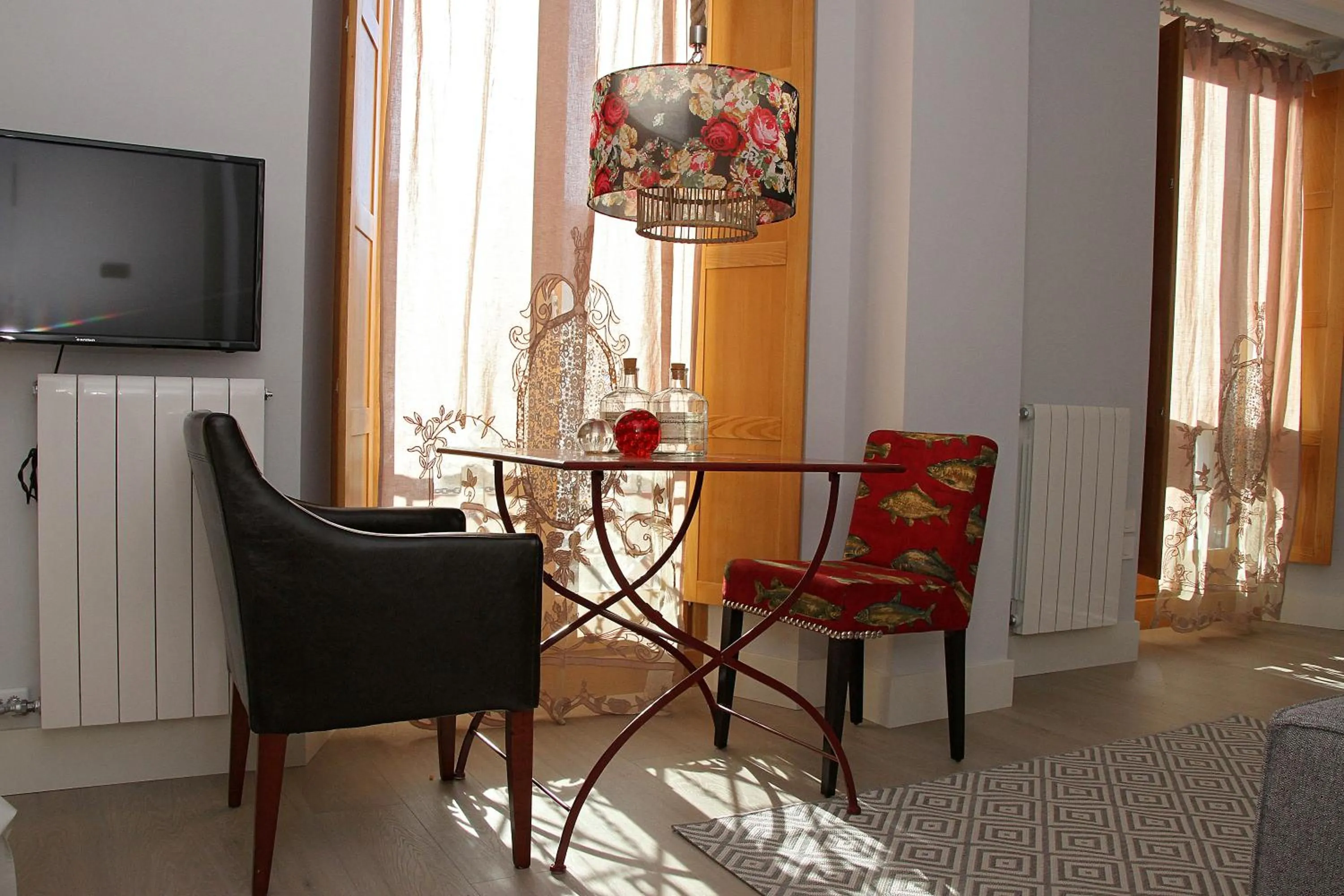 Dining area in Principia Suites