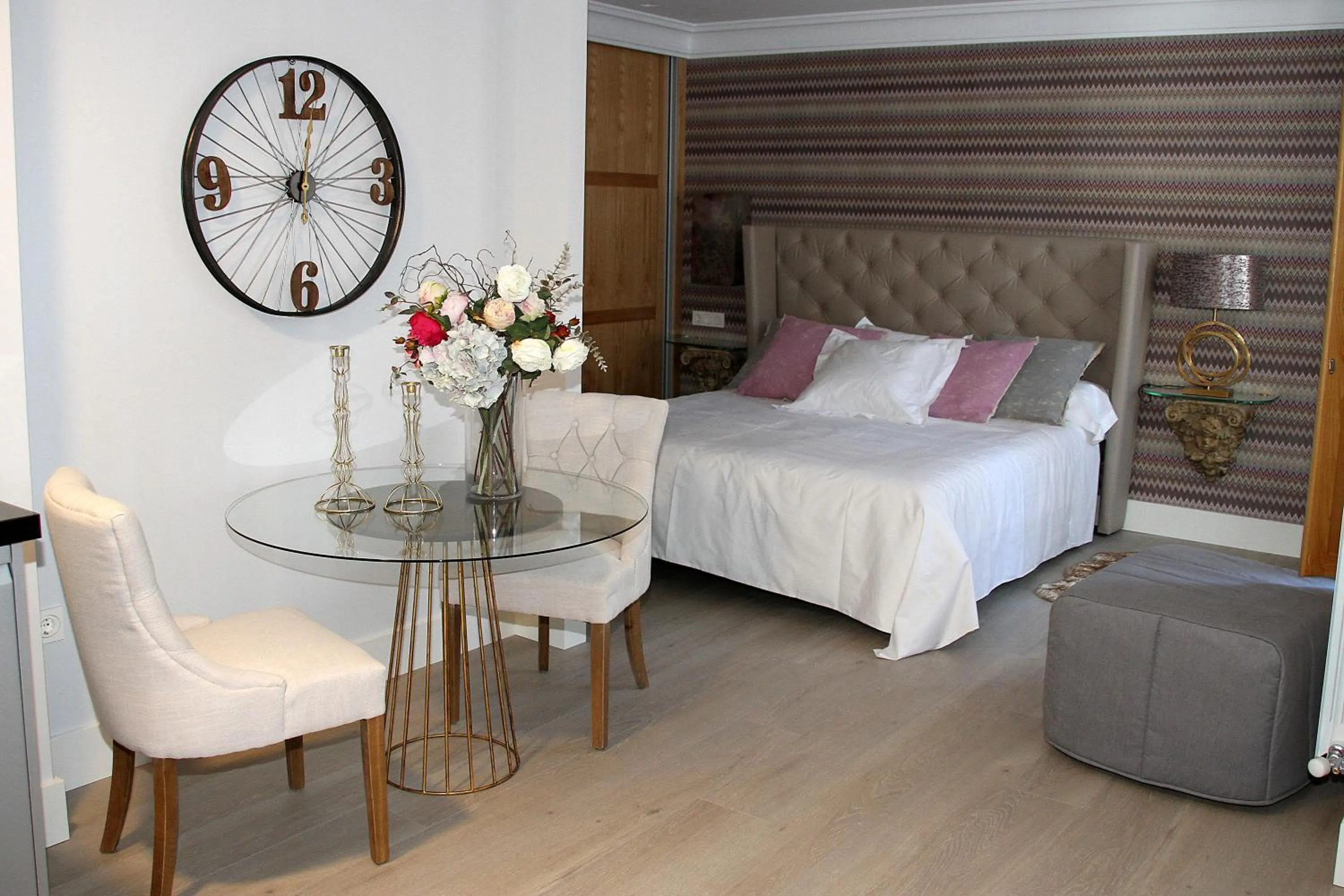 Bedroom, Bed in Principia Suites