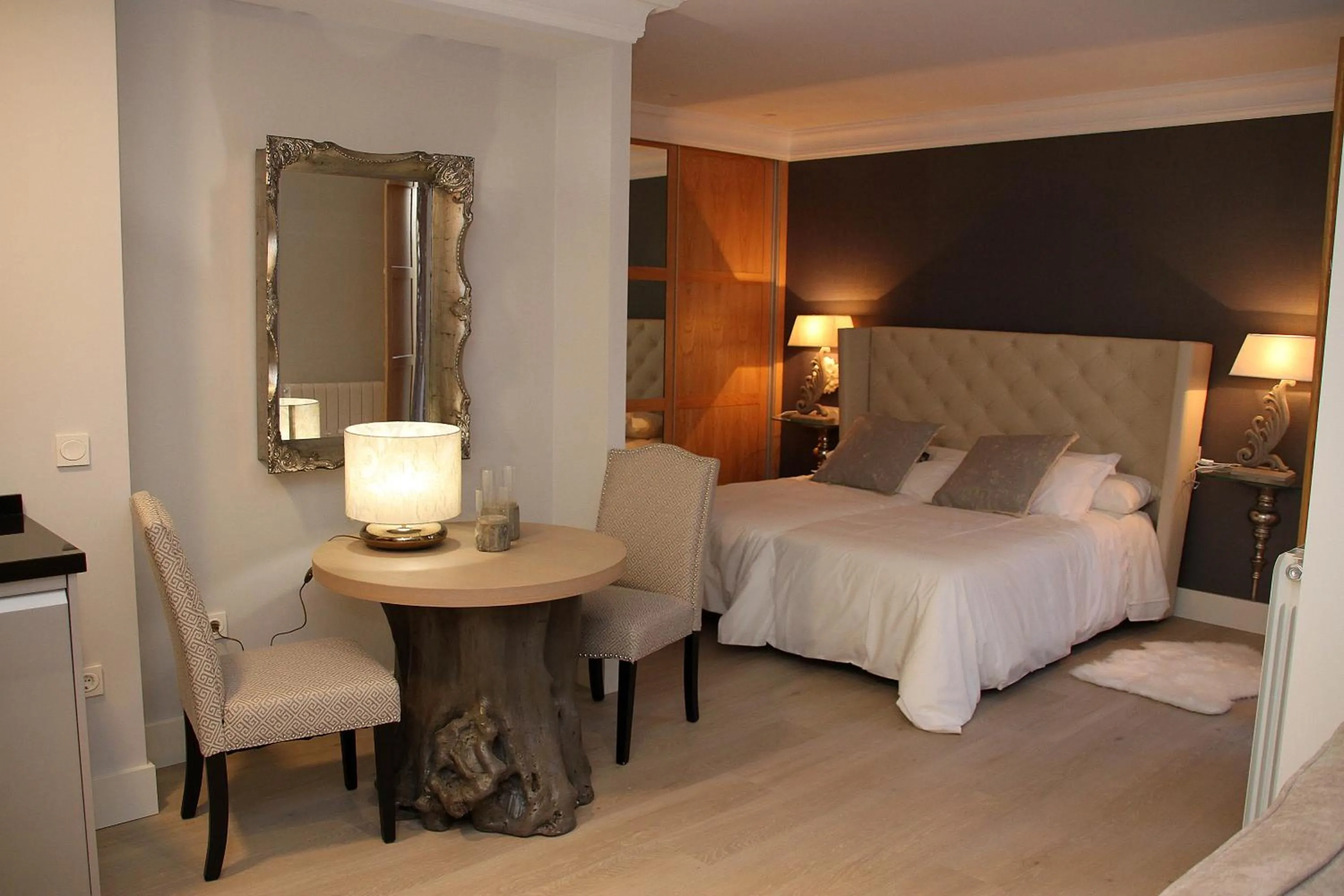 Bedroom, Bed in Principia Suites