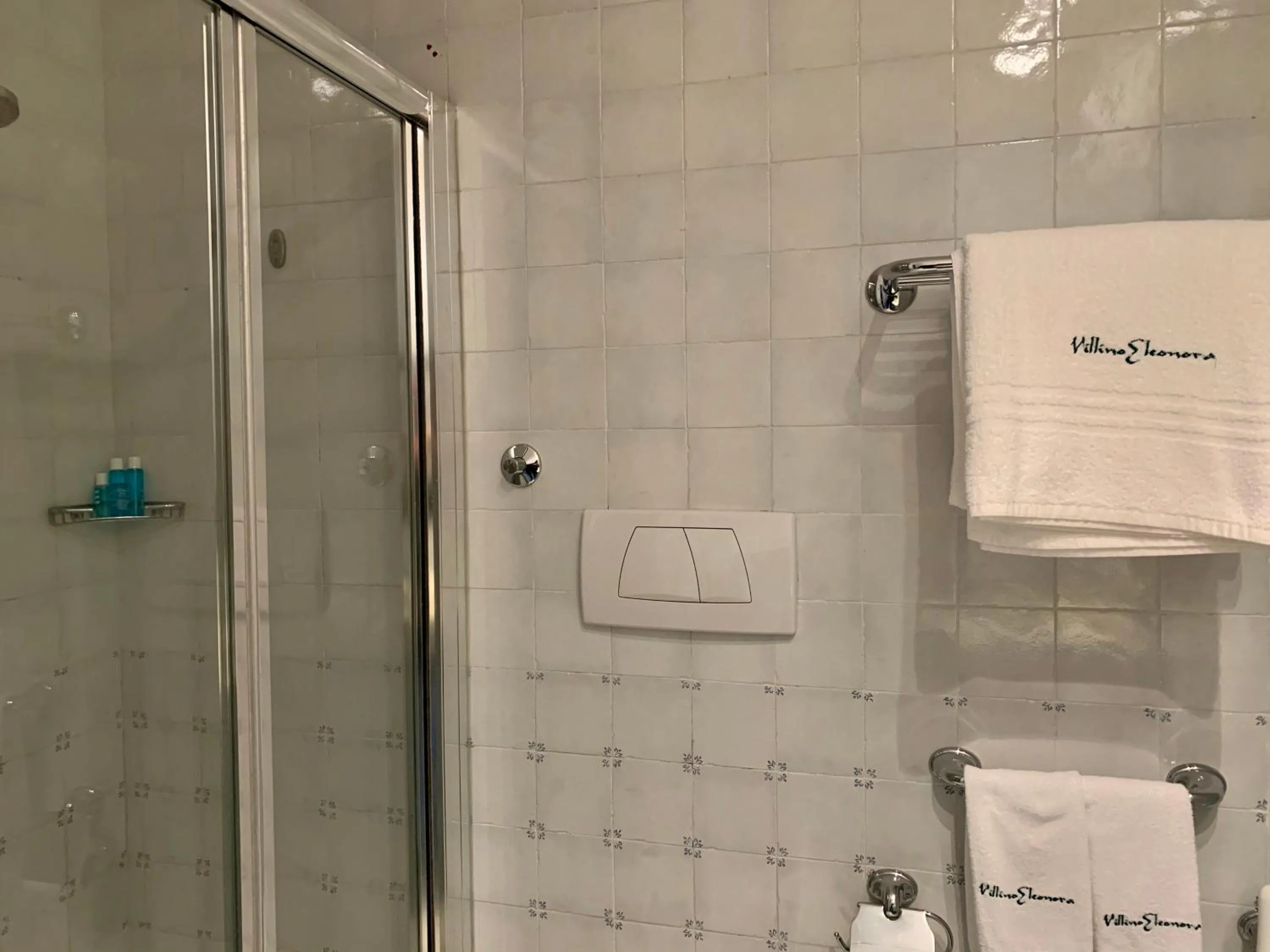 Shower in Villino Eleonora