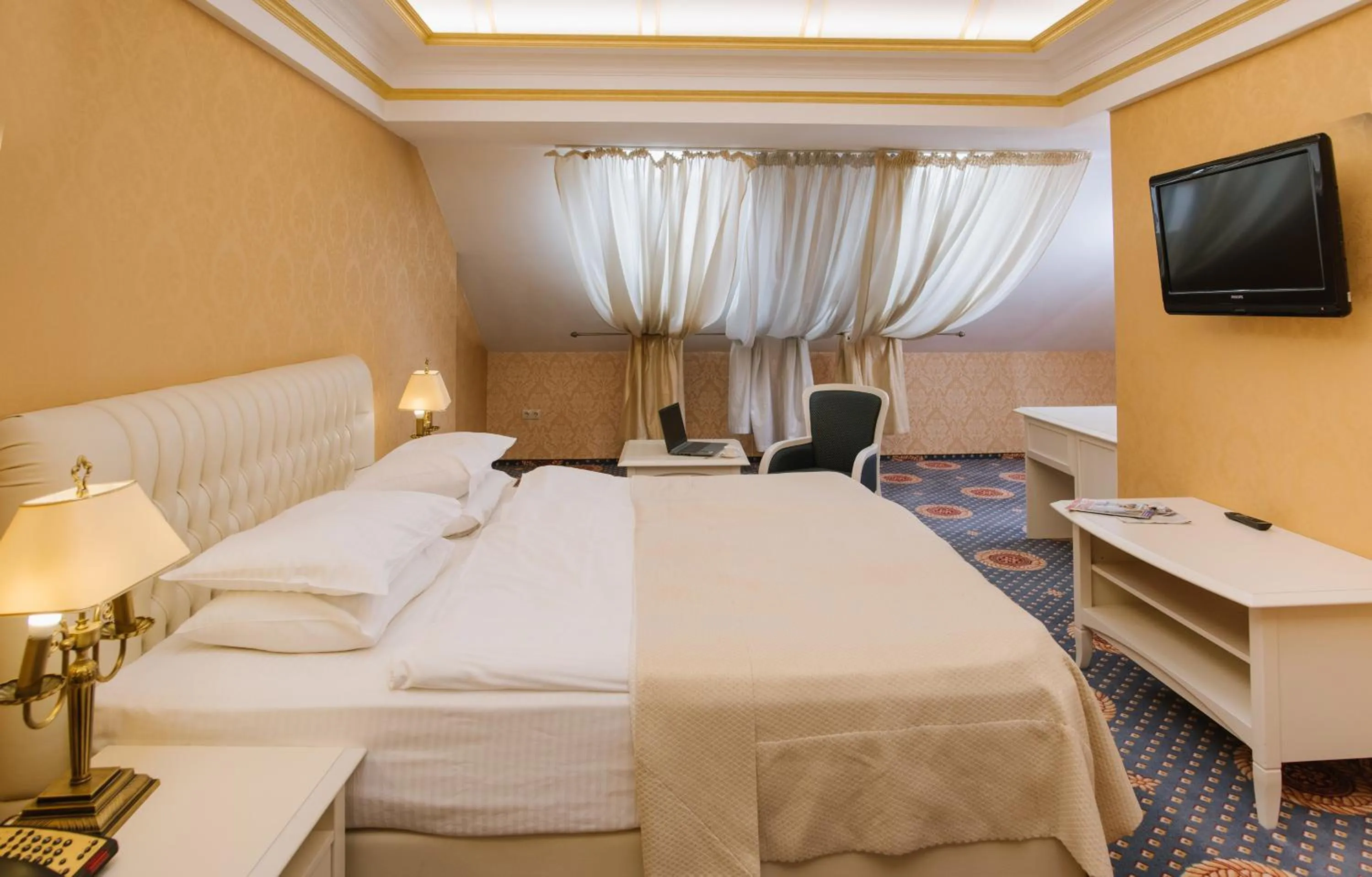 Bed in Kyivska Russ Resort Medical&Spa