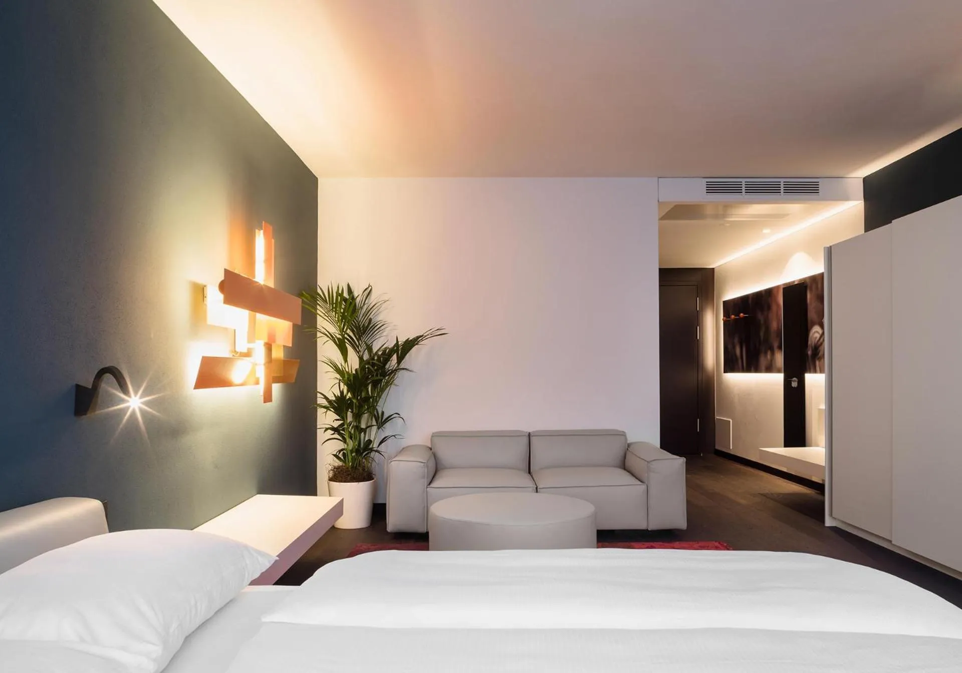 Photo of the whole room, Bed in Guesthouse Suiteseven