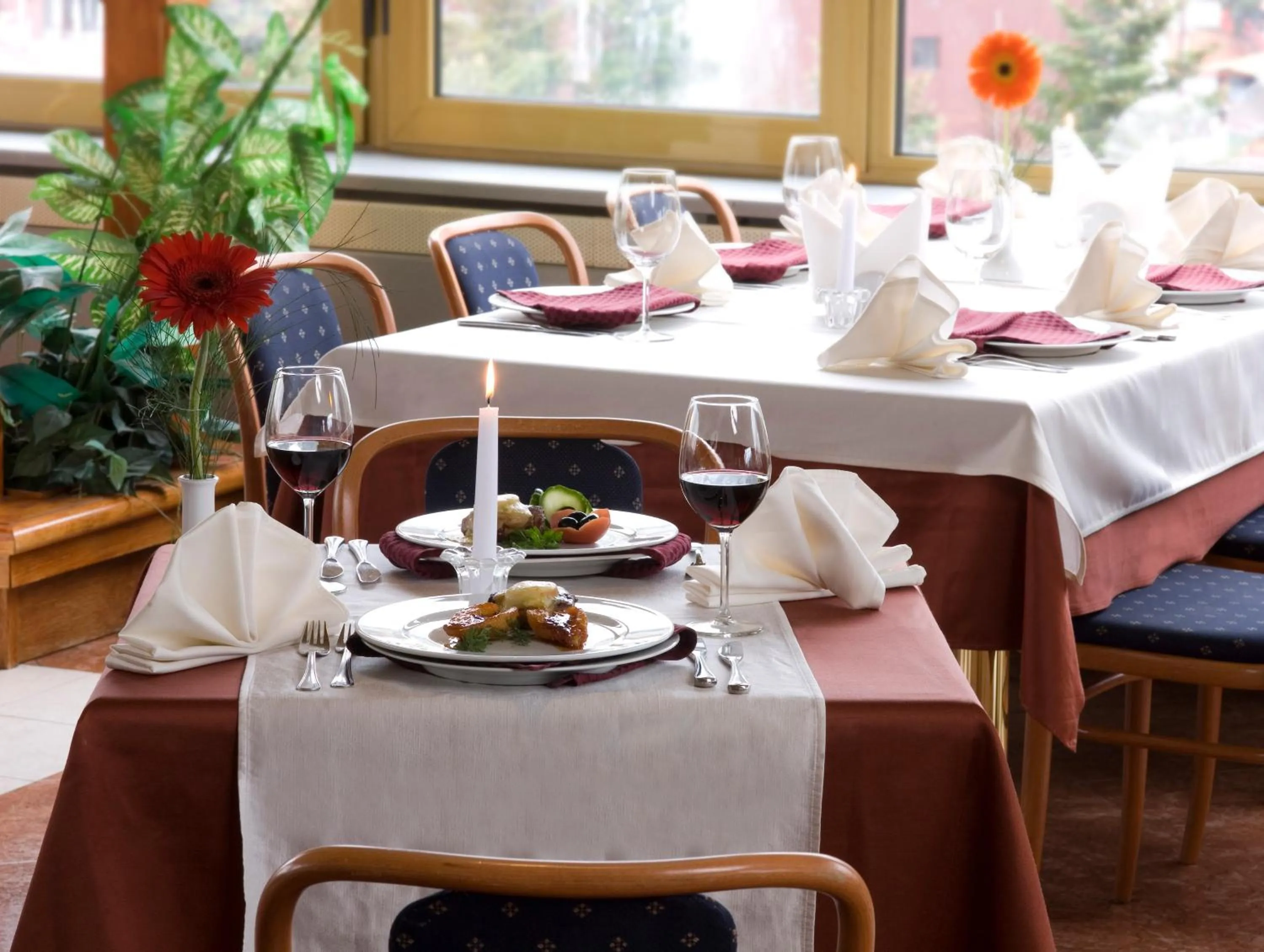 Restaurant/places to eat in Hotel Samokov