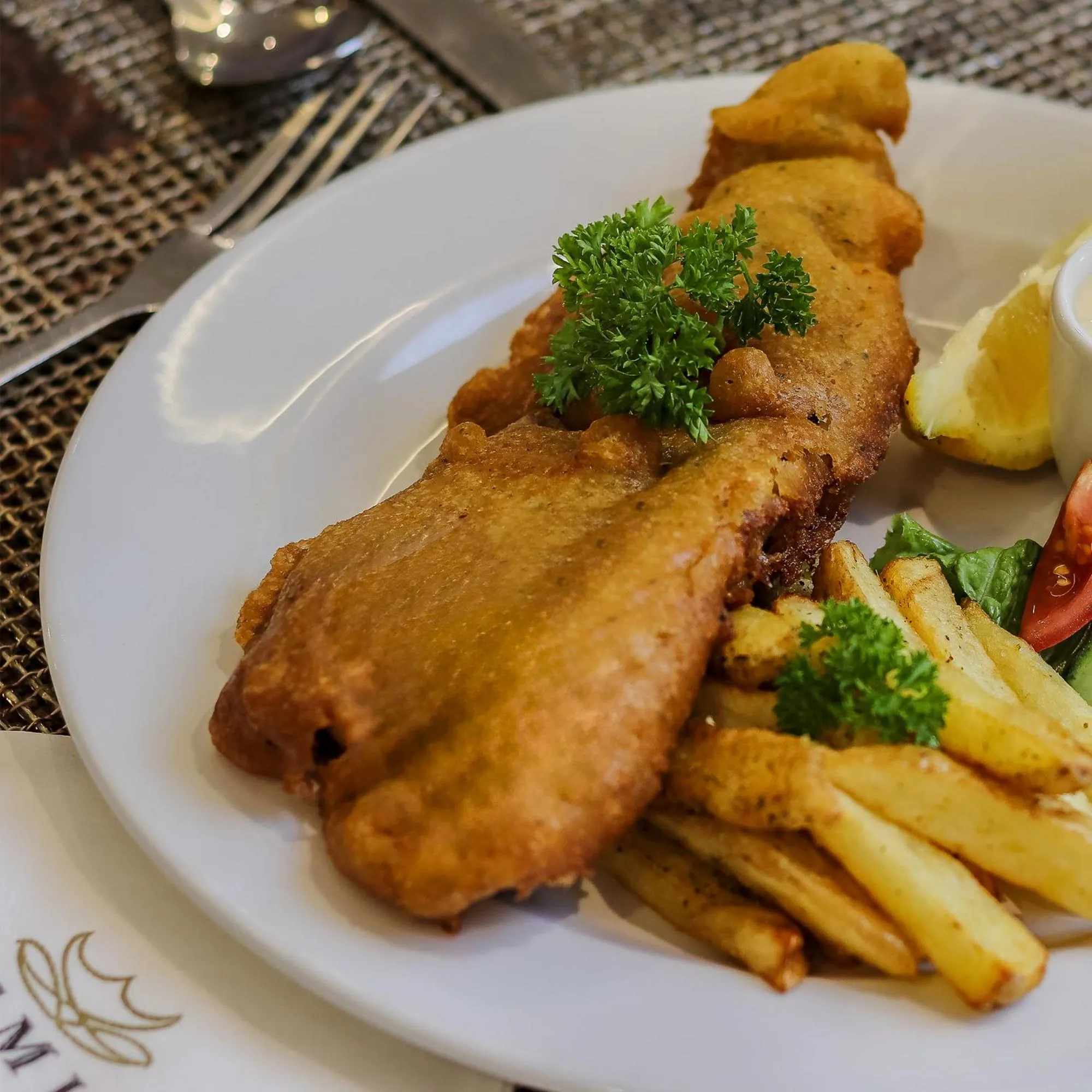 Restaurant/places to eat in Premier Express Inn George